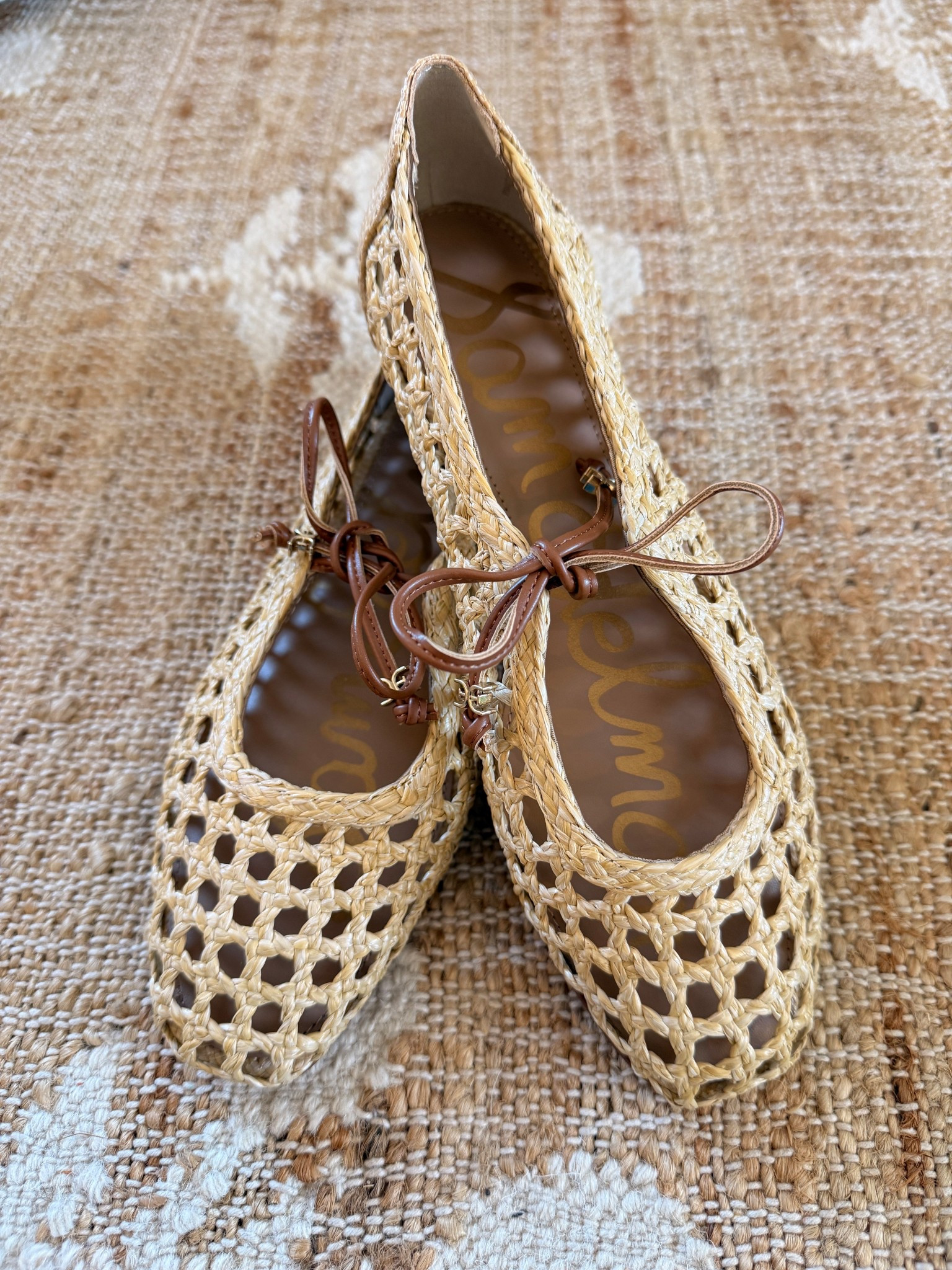 LOVE these dainty woven ballet flats
that tie. 


#LTKSeasonal #LTKOver40