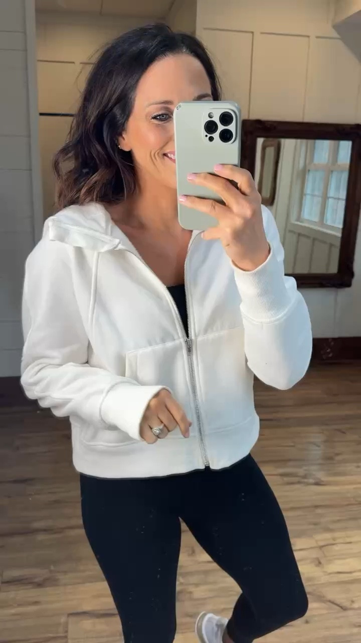 The best neutral athleisure outfit to have an elevated casual look.

#LTKSeasonal #LTKActive #LTKStyleTip