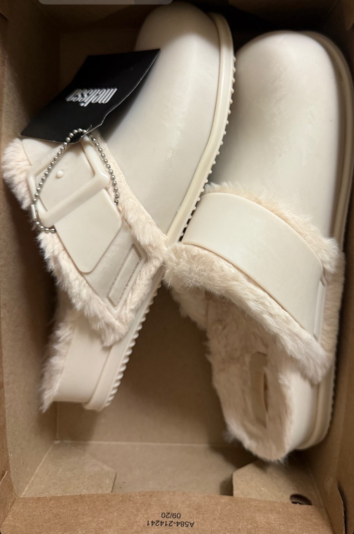 Theses fuzzy jelly clogs are so fun and different, I’m obsessed! 

#LTKGiftGuide #LTKHoliday #LTKSeasonal