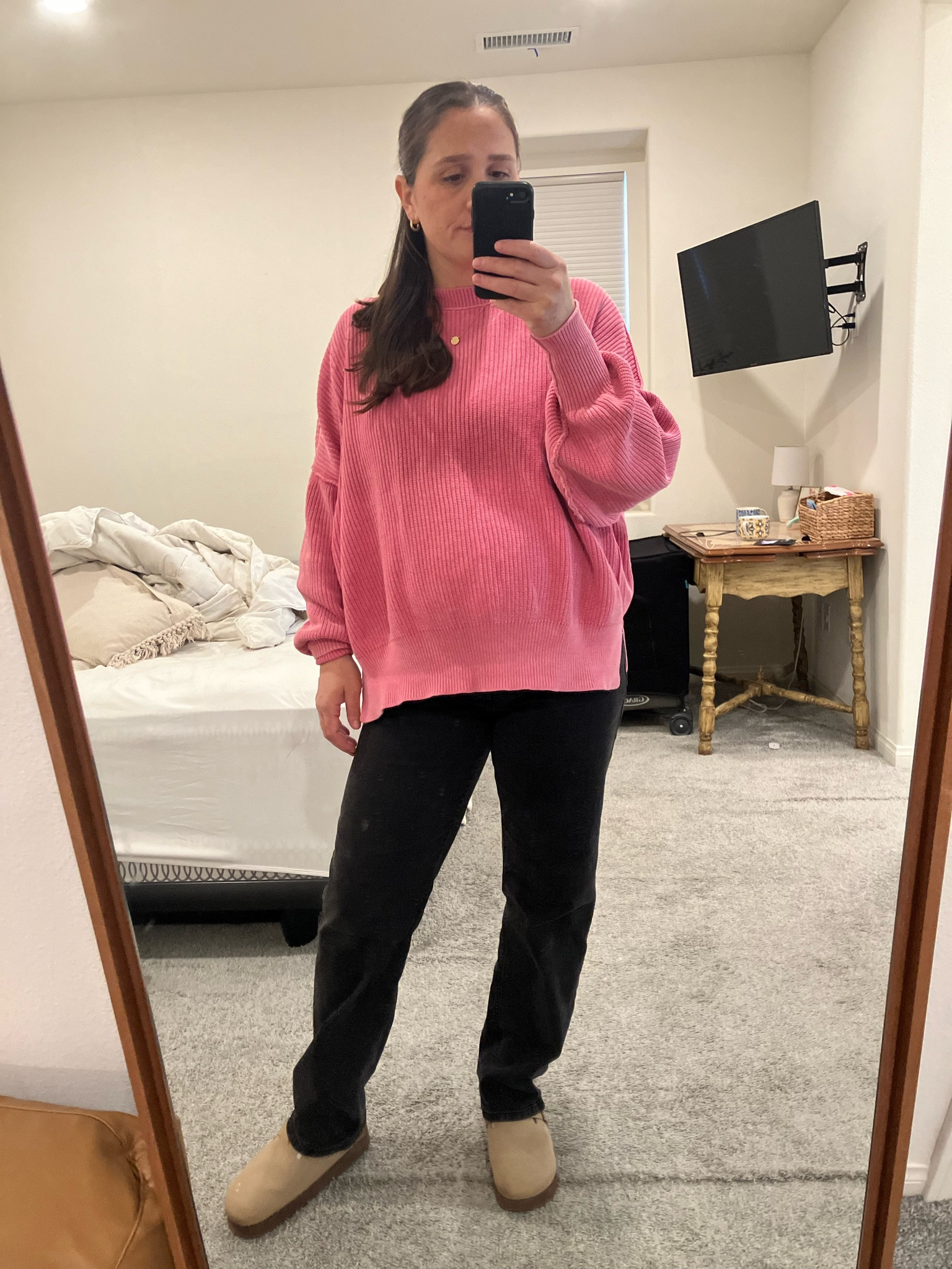 Casual Maternity Outfit

#LTKMidsize #LTKBaby #LTKBump