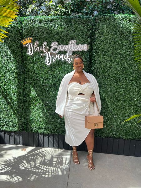 Plus size all white outfit