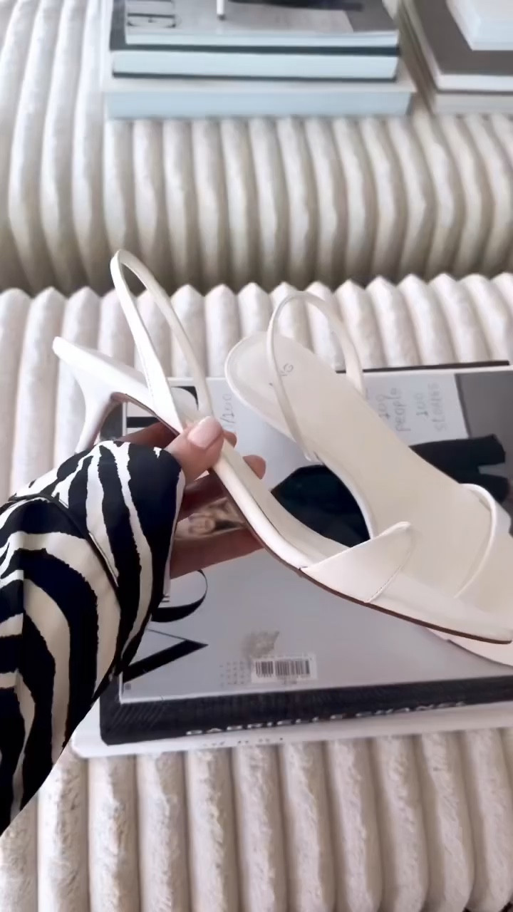 Delicate and feminine summer sandals! sandals to have for spring & summer!,
LolaRioStyle heels, heels, neutral heels, spring shoes. , sandals, summer sandals 

#LTKSeasonal #LTKTravel #LTKFestival