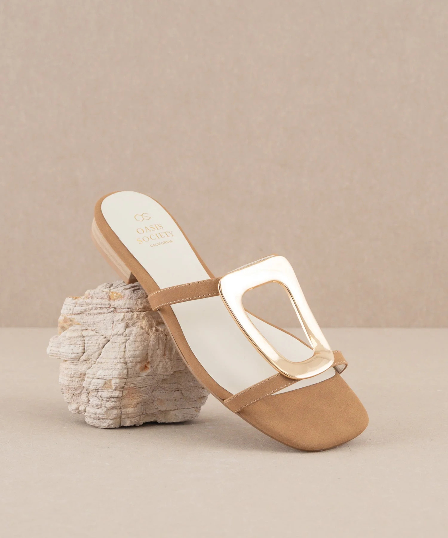 The Amiyah | Camel Statement Buckle Sandal | Oasis Society