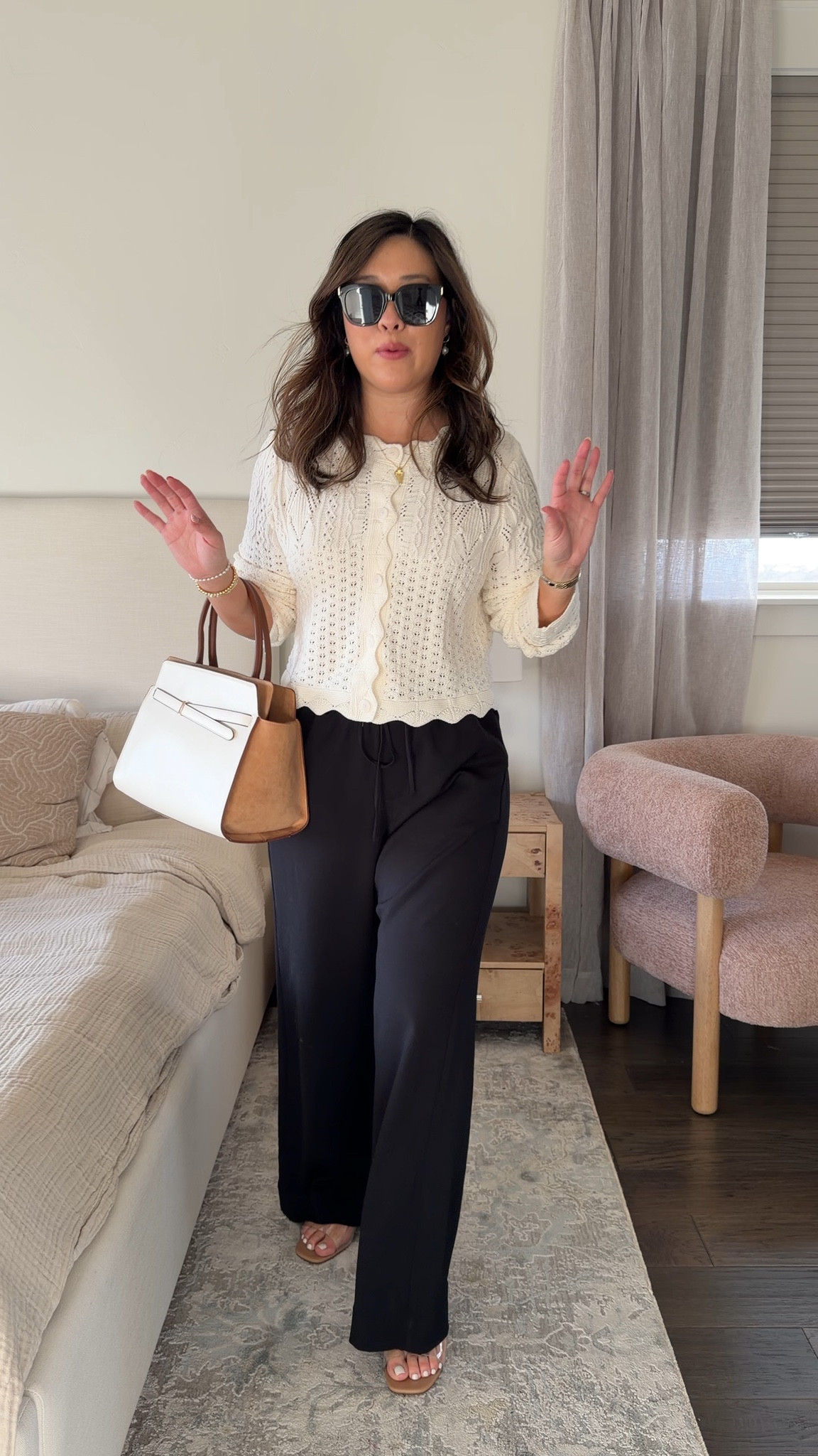 Target dressy casual outfit
Cardigan Sweater: Medium
Pants: Medium Regular 