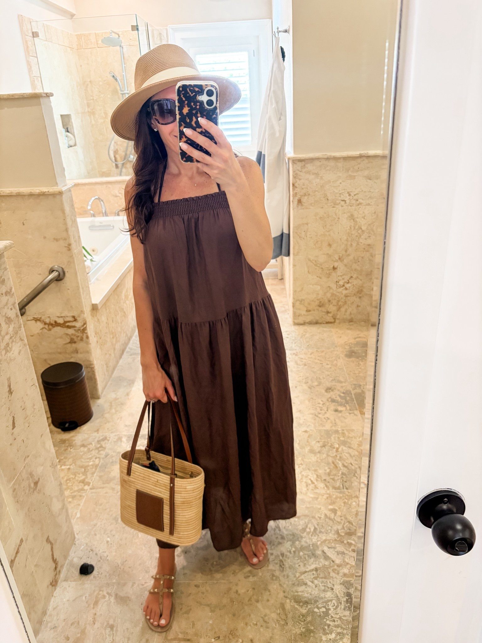 Old Navy Coverup Dress for the win!  This one is regular length but it comes in petite online!


#LTKPetite #LTKTravel #LTKSwim