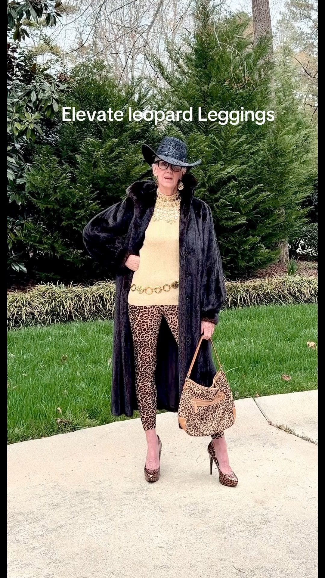  Elevate a leopard leggings outfit into a trending fashion statement #foryou #leopard #leggings #trending #fashion

#LTKTall #LTKootd #LTKOver40