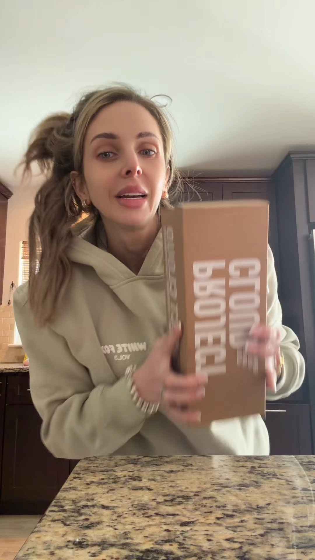 Literally the BEST!!! Supportive, affordable real leather slides for summer just like the birkkkkk! #projectcloud 

#LTKSaleAlert #LTKootd #LTKmomlife