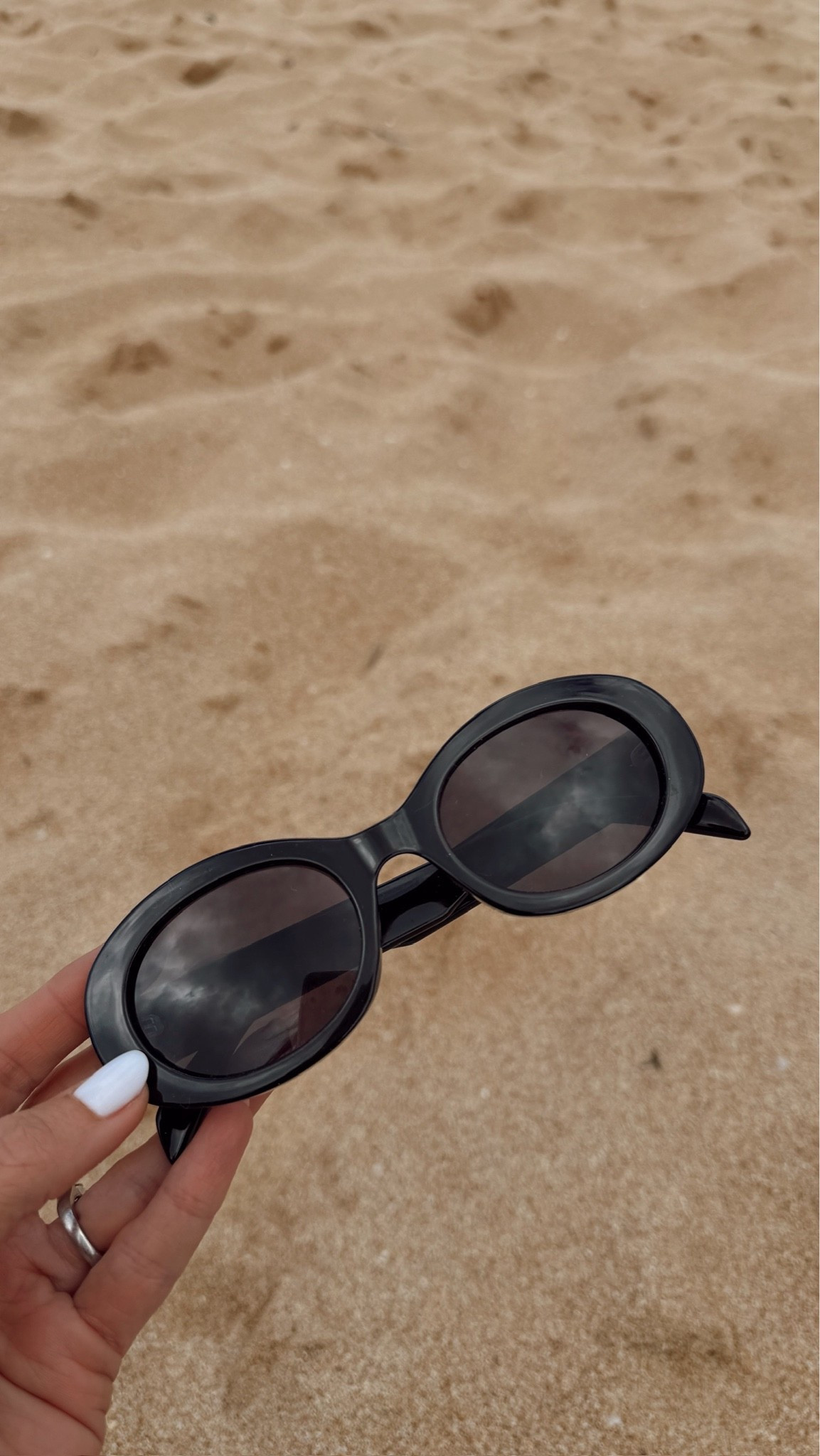 These sunglasses look designer without the price tag! Also available in brown #amazon #sunglasses #vacation

#LTKmomlife #LTKTravel #LTKBeauty