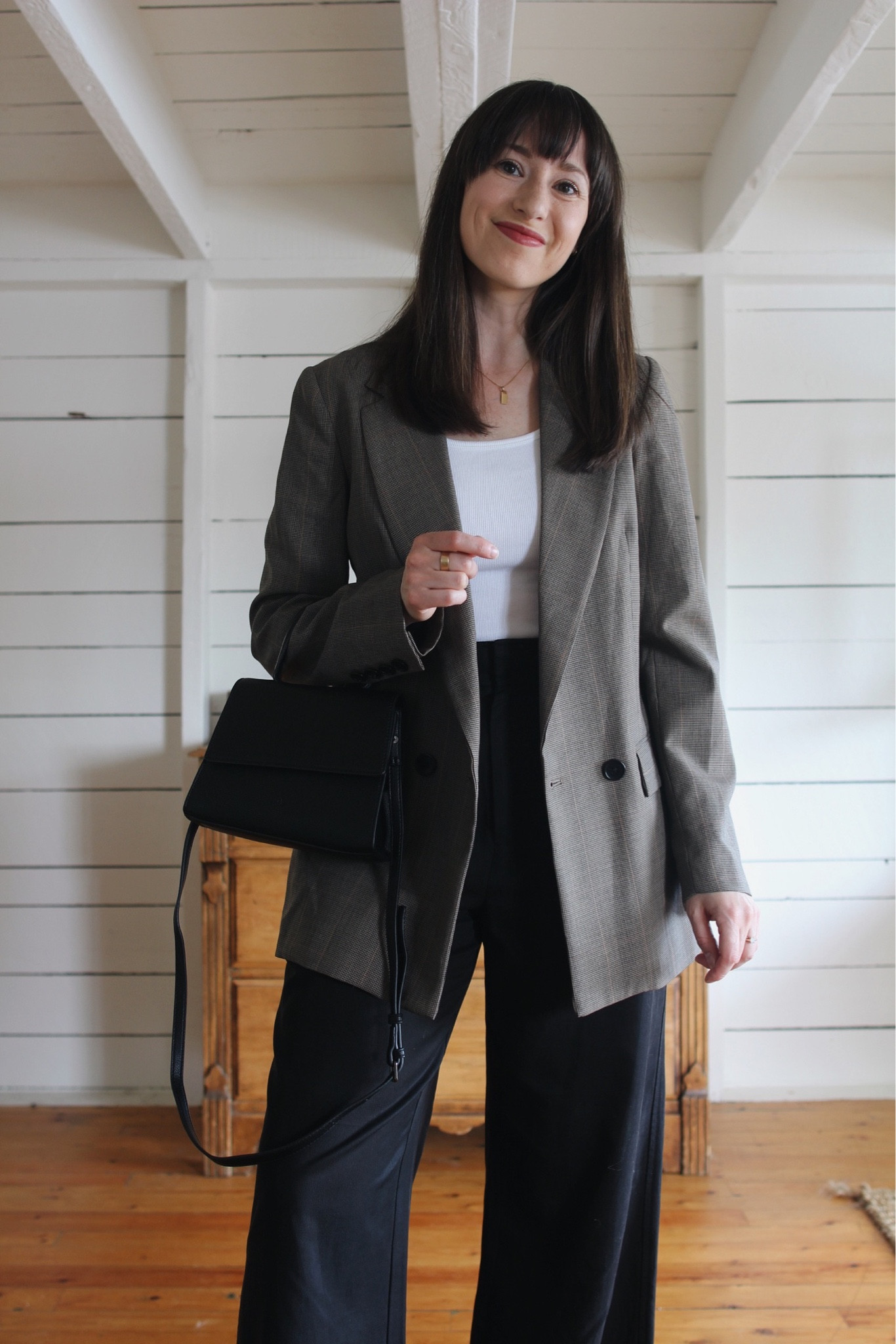 I love a relaxed blazer over a fitted white tee. It’s just a timeless combo that never lets me down. 

The Supima micro rib scoopneck is a personal favourite staple. The fit is true to size and it holds its shape so well  



#LTKSeasonal