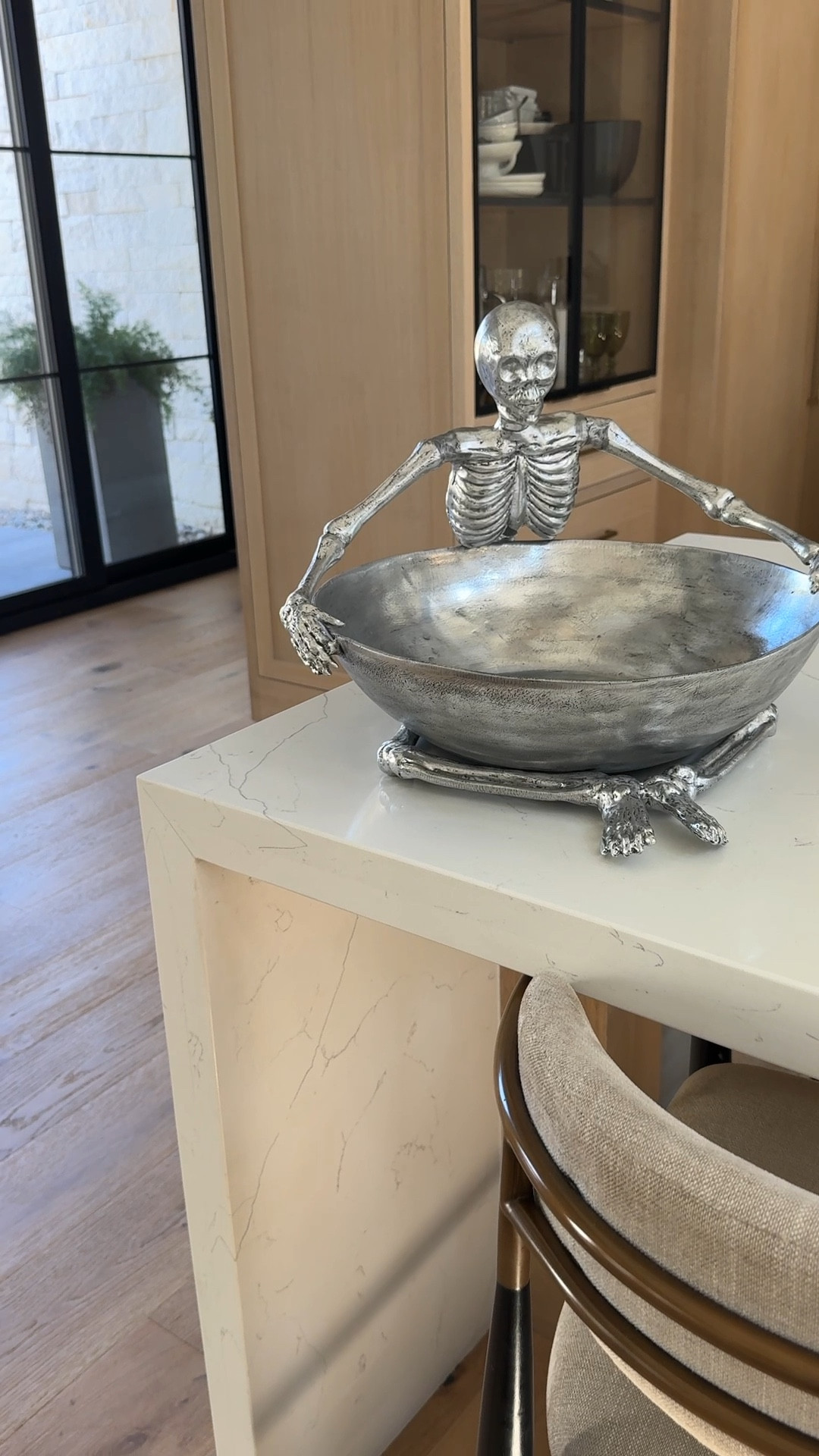 I knew I had to get this skeleton  bowl as soon as I saw it. I’m so excited to fill this up with Halloween candy.

#LTKHome #LTKParties #LTKVideo