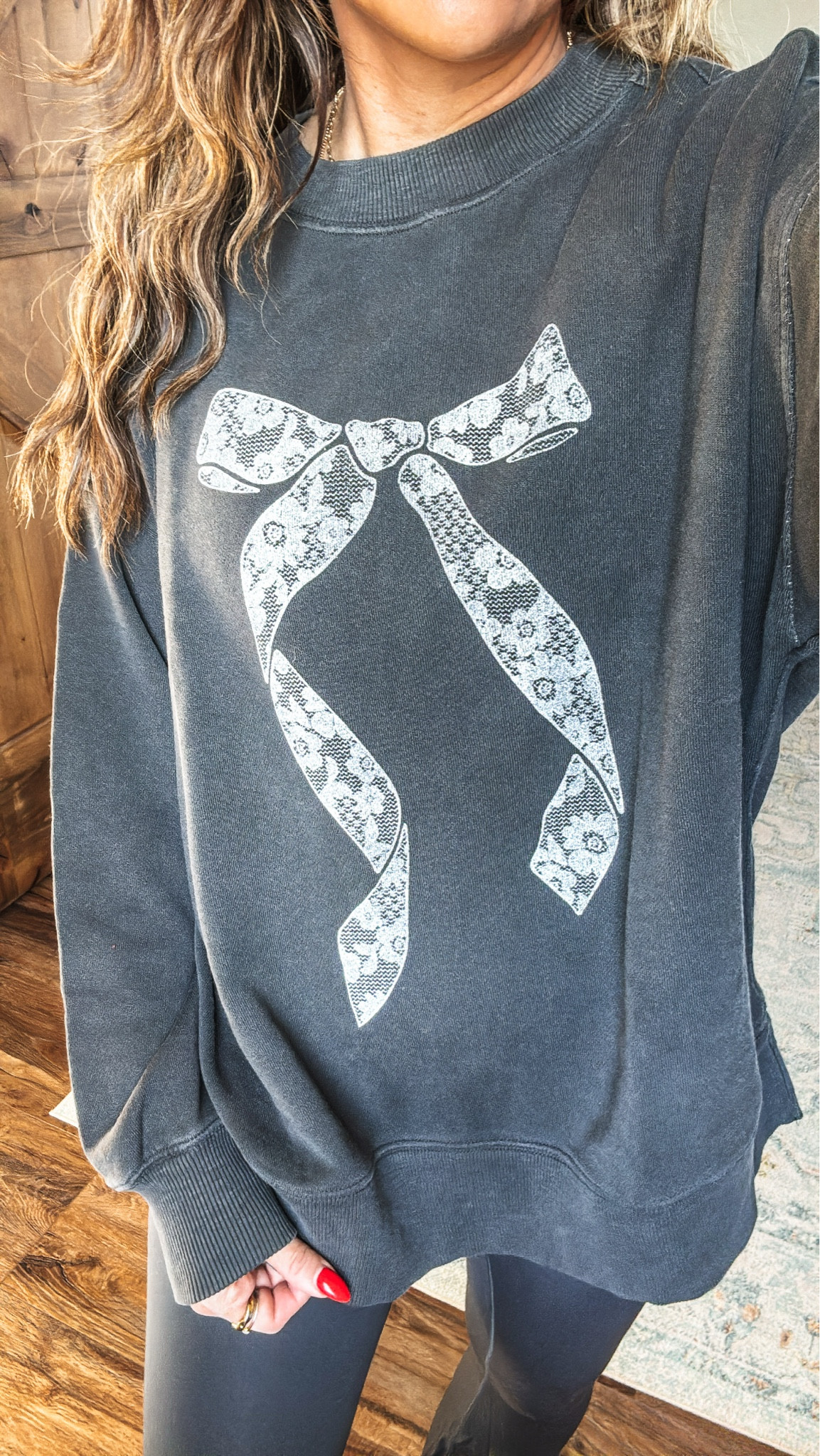 Cutie bow sweatshirt on sale! I grabbed the matching flare leggings

#LTKSaleAlert #LTKSeasonal #LTKHoliday