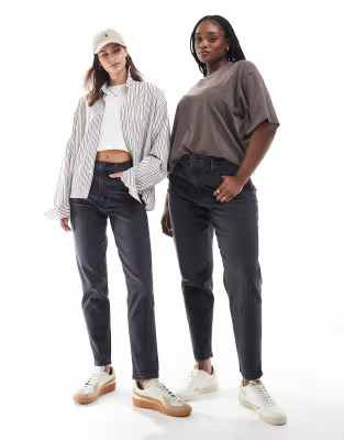 Levi's high waisted mom jean in wash black | ASOS (Global)