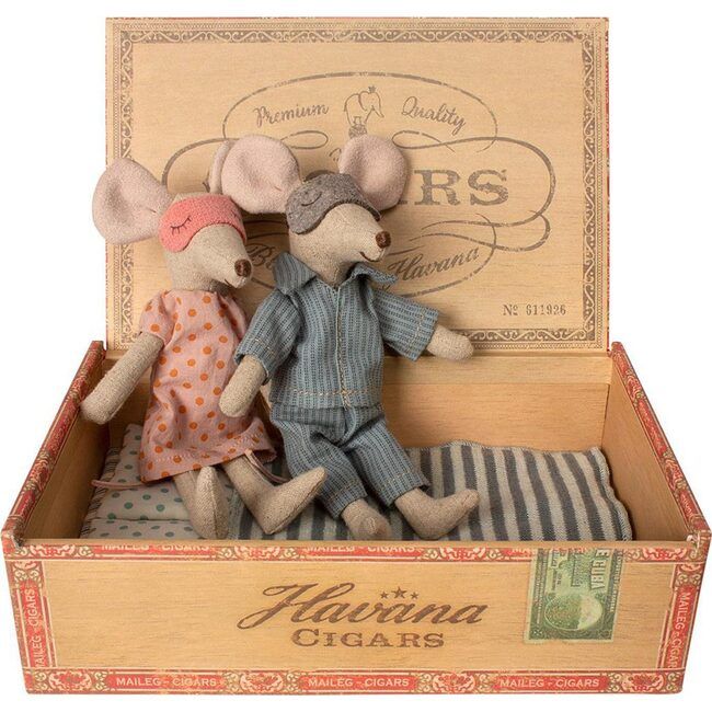 Mom and Dad Mouse in Cigar Box | Maisonette