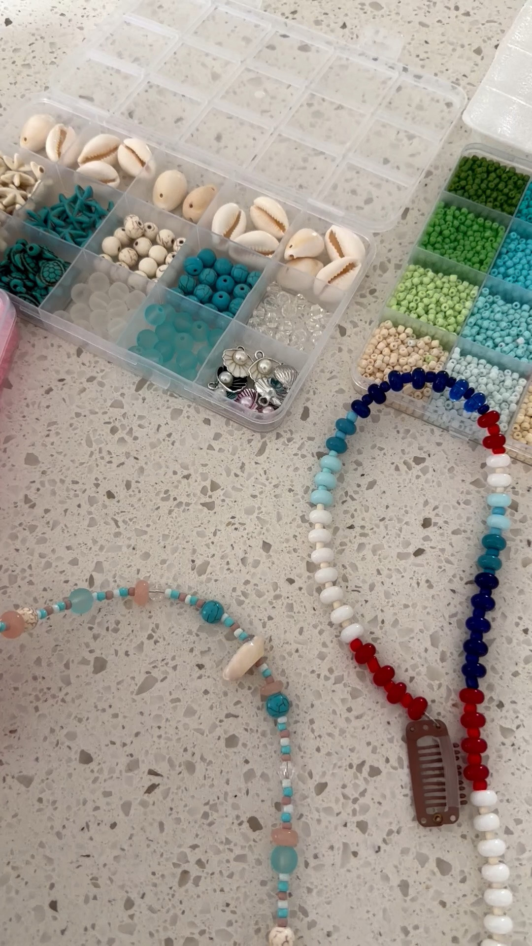 Forget the thread hair wraps & jump on the beaded hair clip bandwagon!

#LTKdayinmylife #LTKmomlife #LTKKids