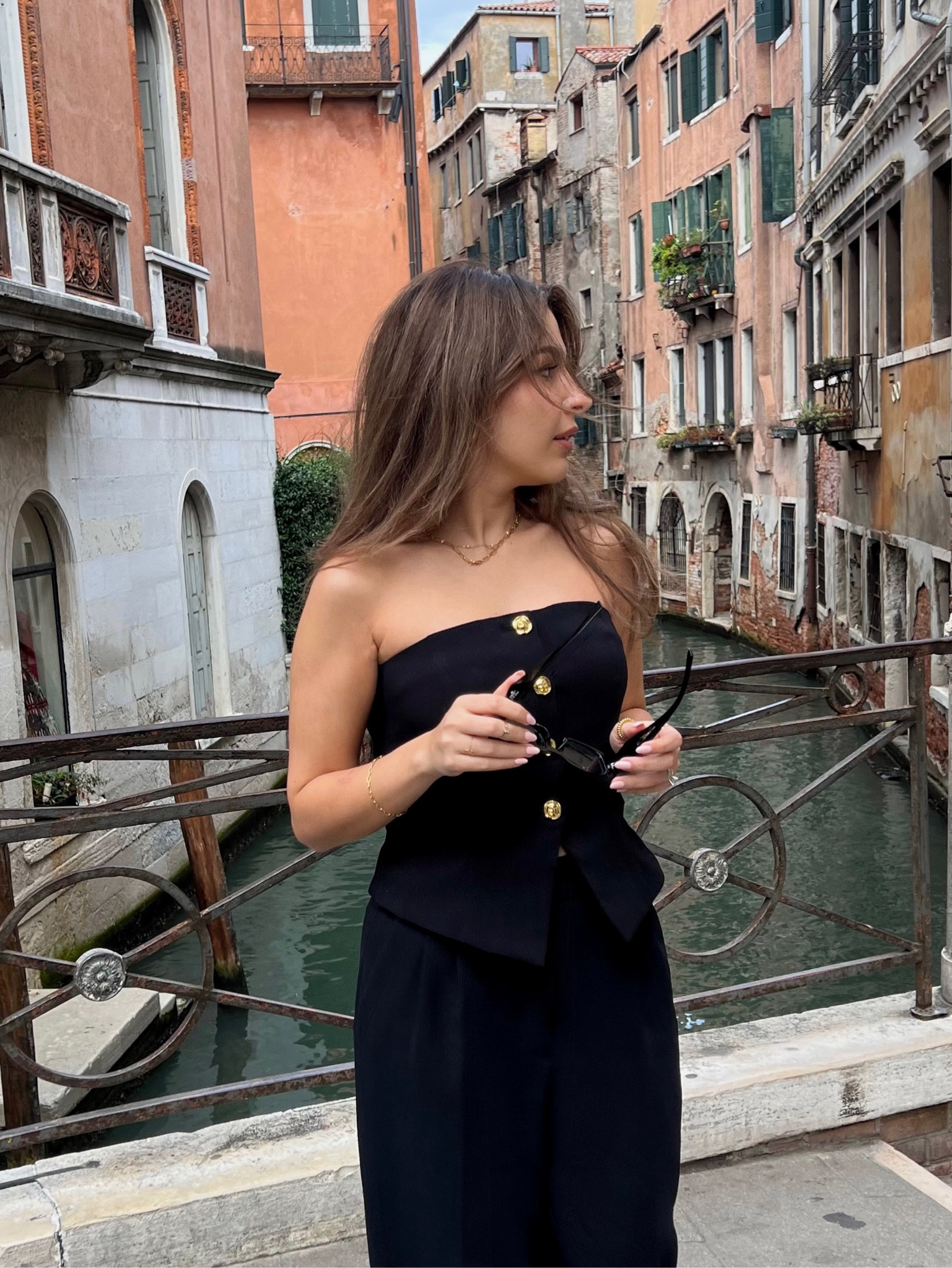 Strapless black corset with gild buttons. Matching set

#LTKbeauty #LTKworkwear #LTKstyletip