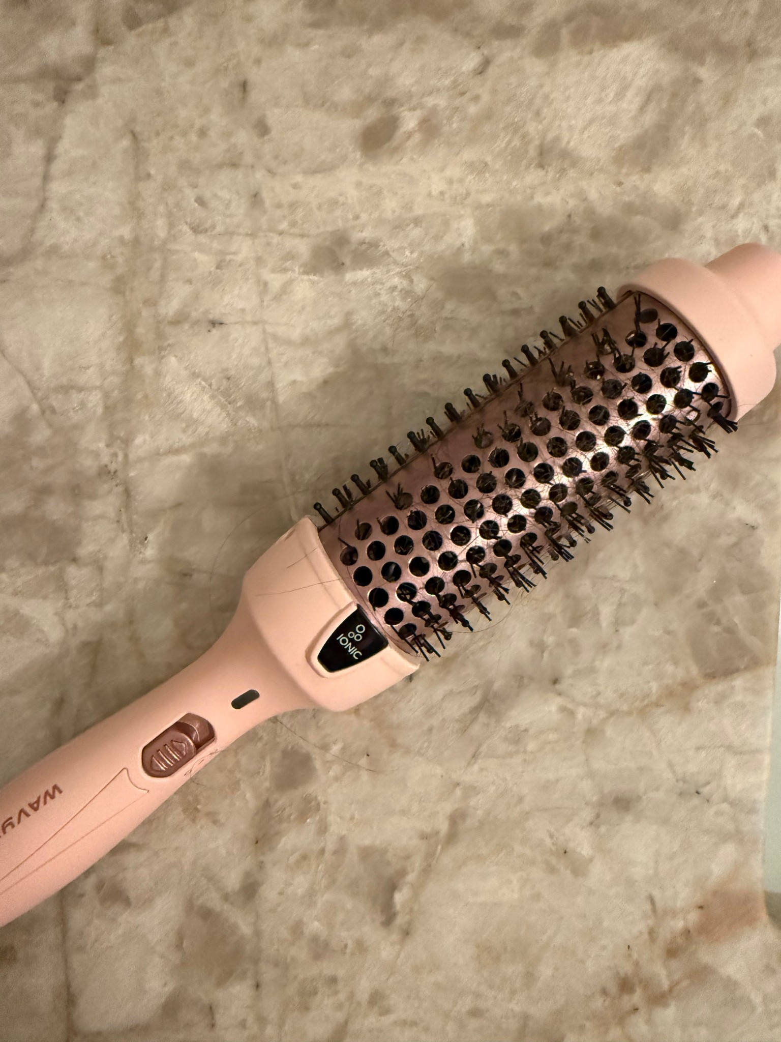 What I use to help make my day 3 hair look a little better! 

#LTKFindsUnder50 #LTKmorningroutine #LTKBeauty