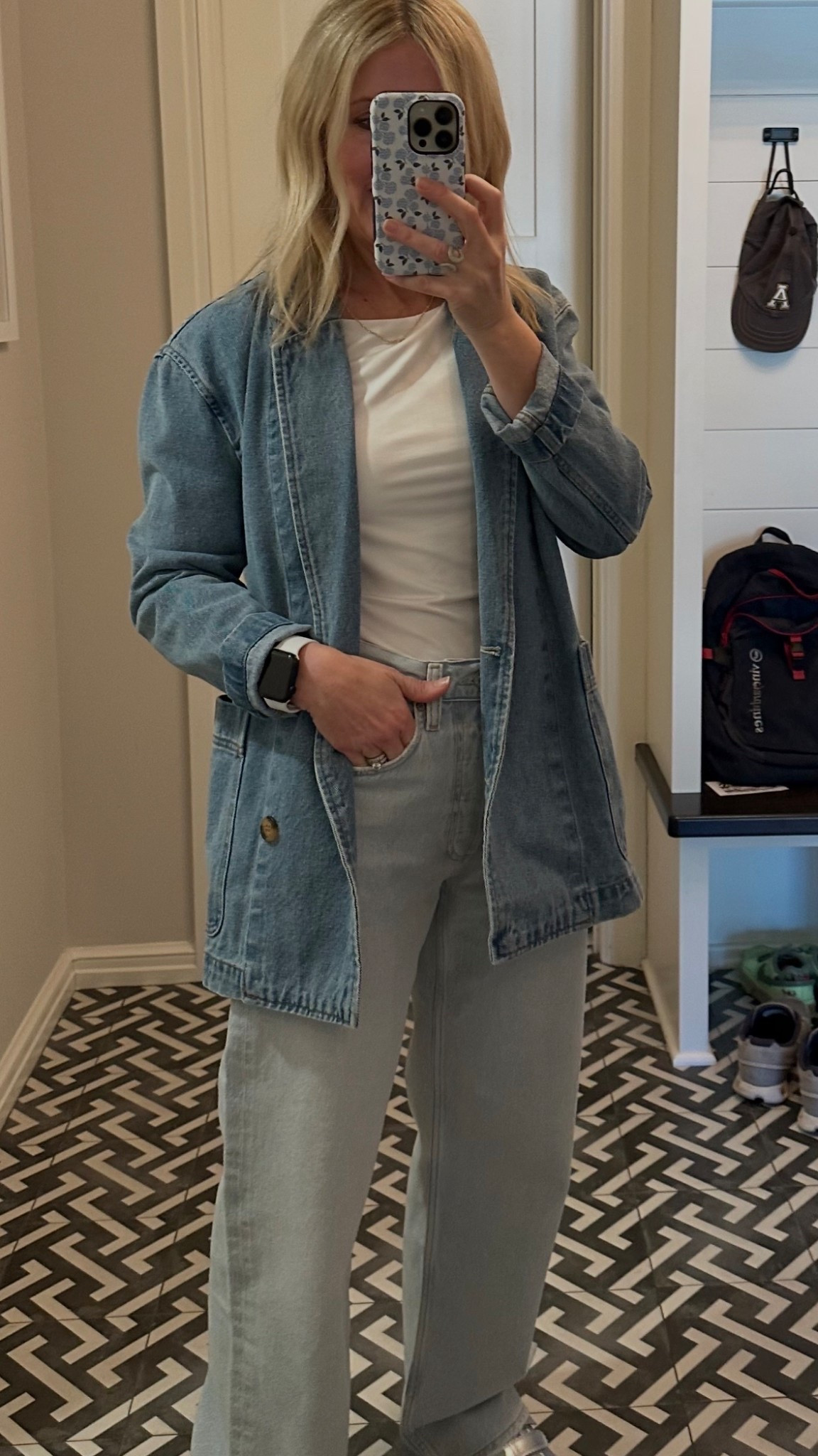 Saturday! Canadian tuxedo. My denim blazer is old but I linked a very similar one. Loving the wash on these jeans for spring/summer 🩵🤍

#LTKOver40 #LTKWorkwear #LTKTravel