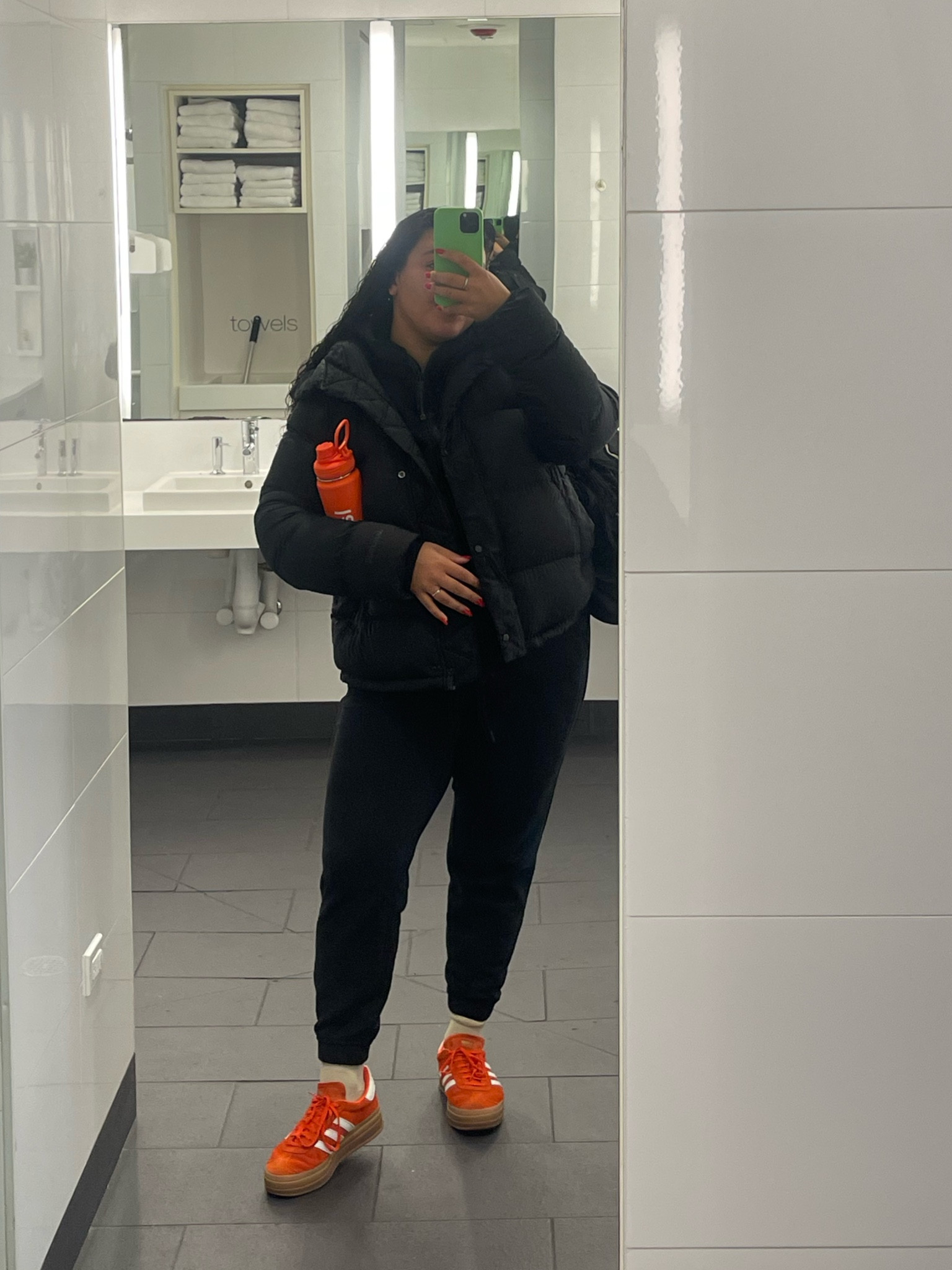 post workout — showered — hair’s wet — it’s snowing outside — here’s my outfit 🤎

#LTKstyletip #LTKSeasonal #LTKfitness