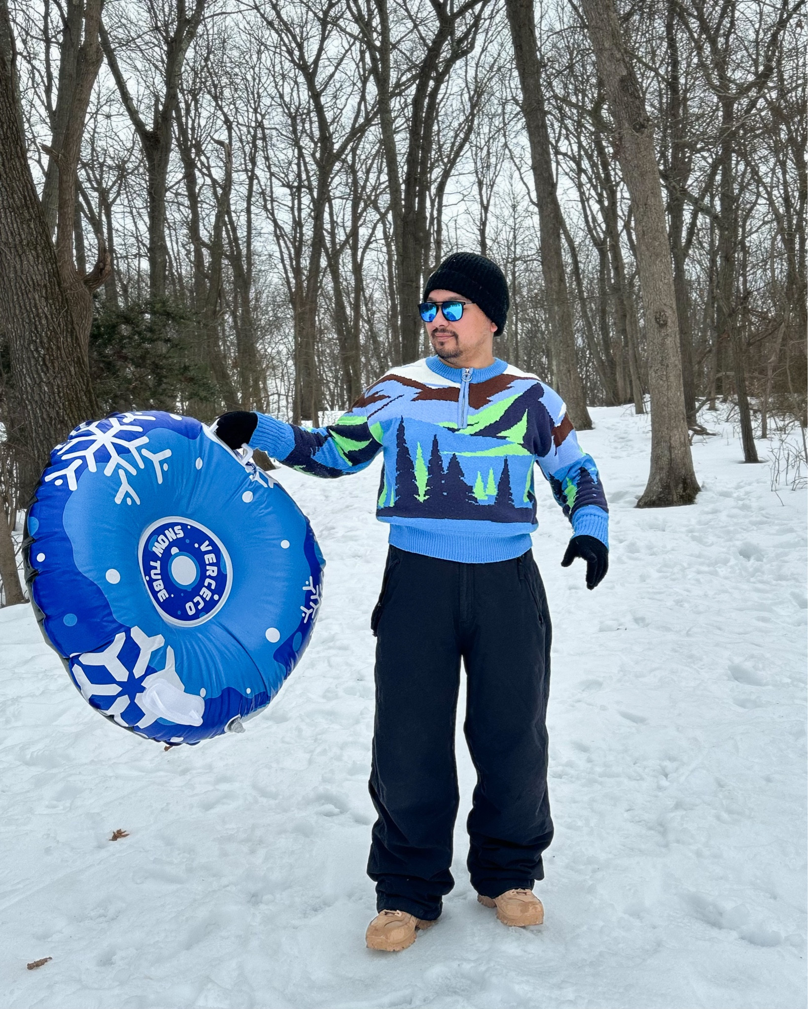 Sliding down the hill ❄️