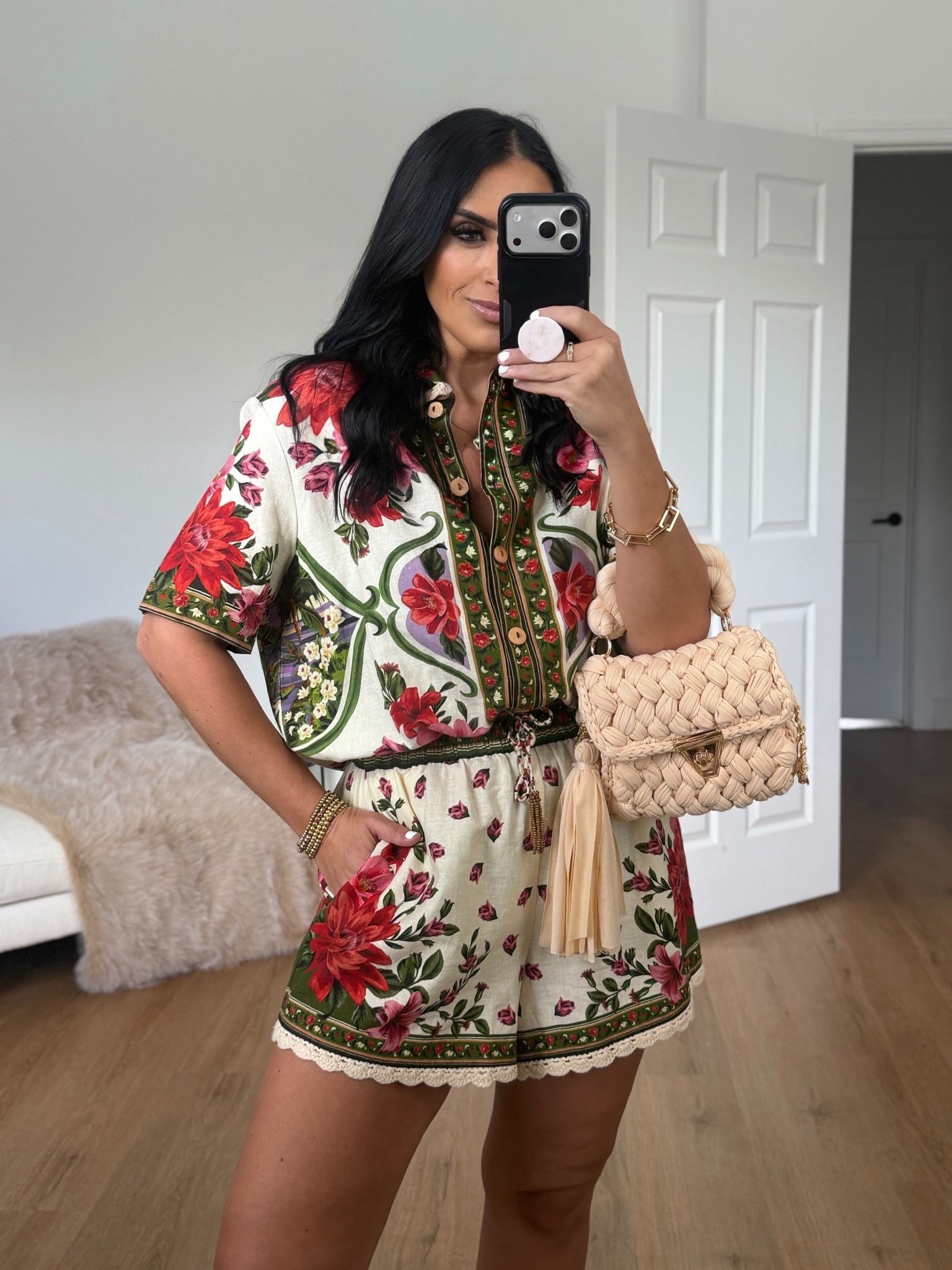 Farm Rio wonder Rio linen blend button down shirt wearing size small. Farm Rio wonder Rio linen blend drawstring shorts wearing size medium but could have went with a small 
