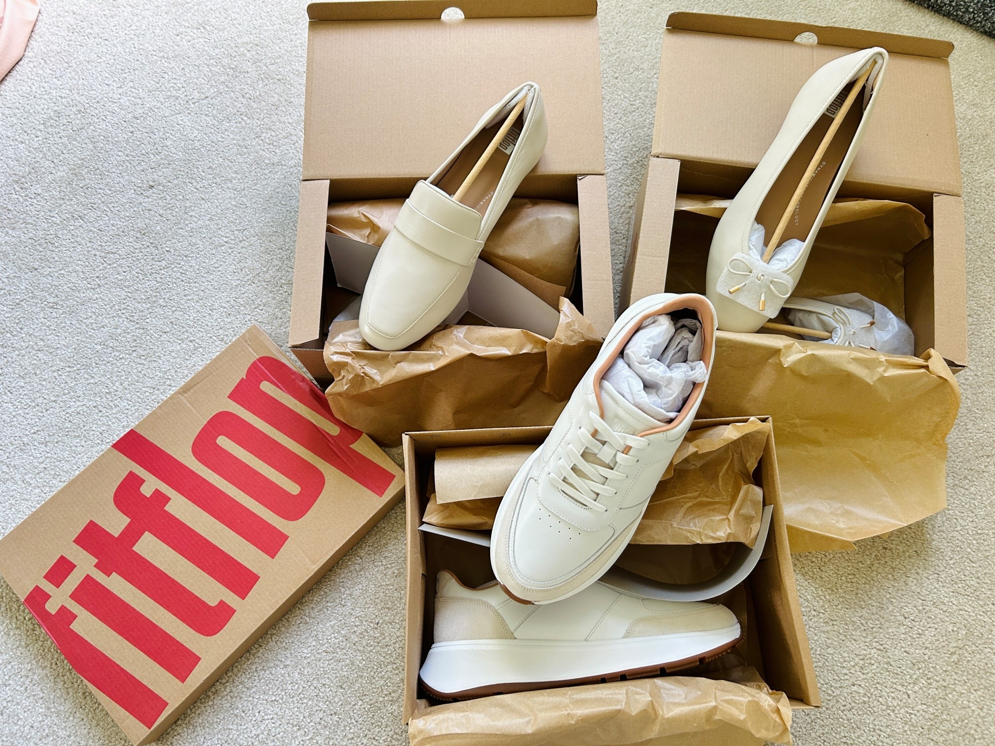 📦 Just unboxed my new FitFlop shoes! I’ve worn the F-MODE before and loved them — can’t wait to try these newbies on! They already look so comfy 😍 

PS: They’re having a sale up to 40% off right now! 

 #LTKSaleAlert #LTKShoeCrush