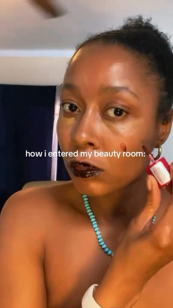 beauty mission accomplished 🪞🫧✨ what do u guys think?! 

@iope_official @amazonbeauty #iope #retinolsuperbounceserum winter makeup, natural makeups #ltkparties #ltkbeauty #ltkstyletip winter makeup look, natural winter makeup, natural makeup tutorial, winter makeup tutorial #mac #maccosmetics #alixearle #clinique #moisturizer #ltkseasonal