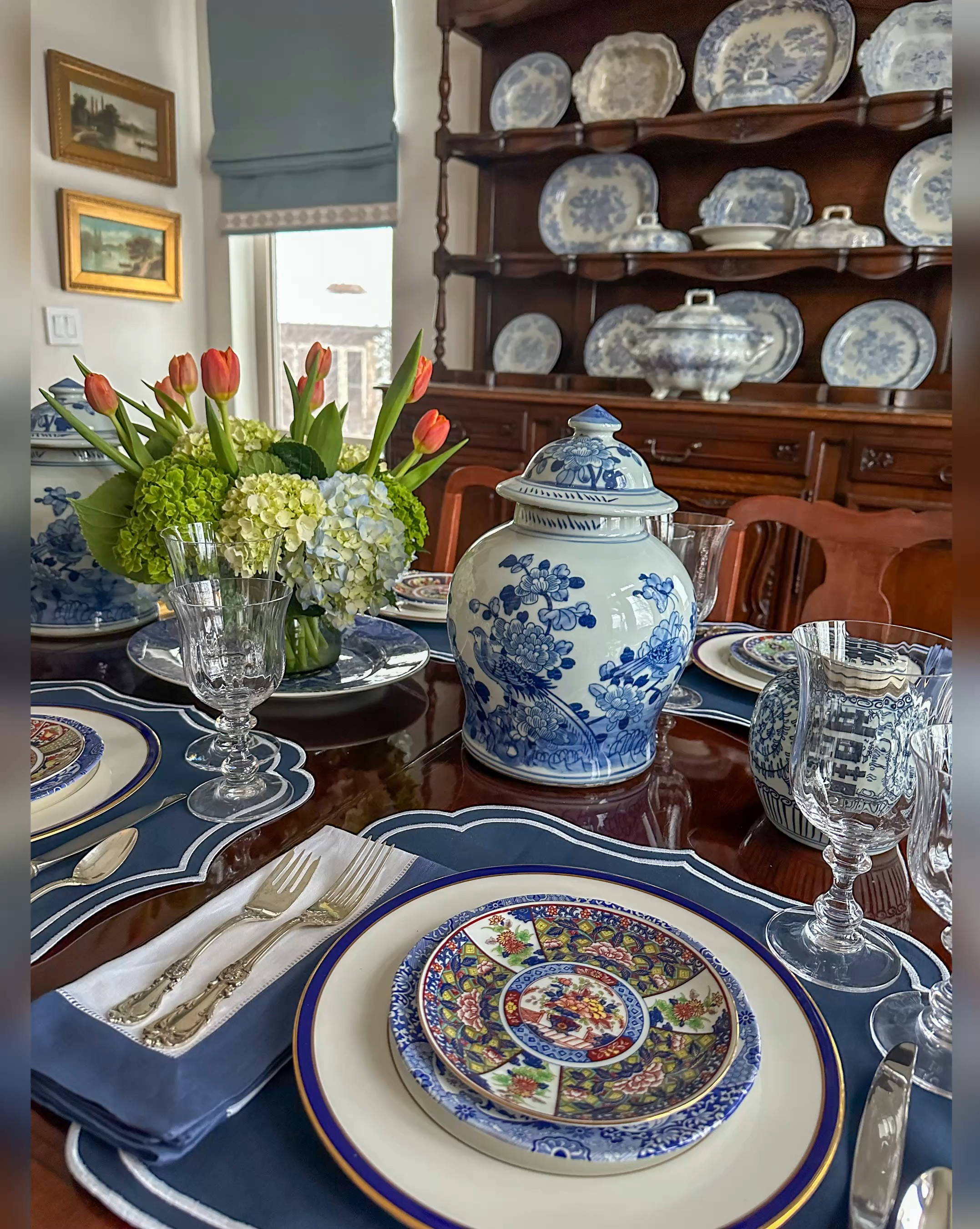 Pretty new table for the new year 💙

#LTKWatchNow #LTKHome #LTKParties