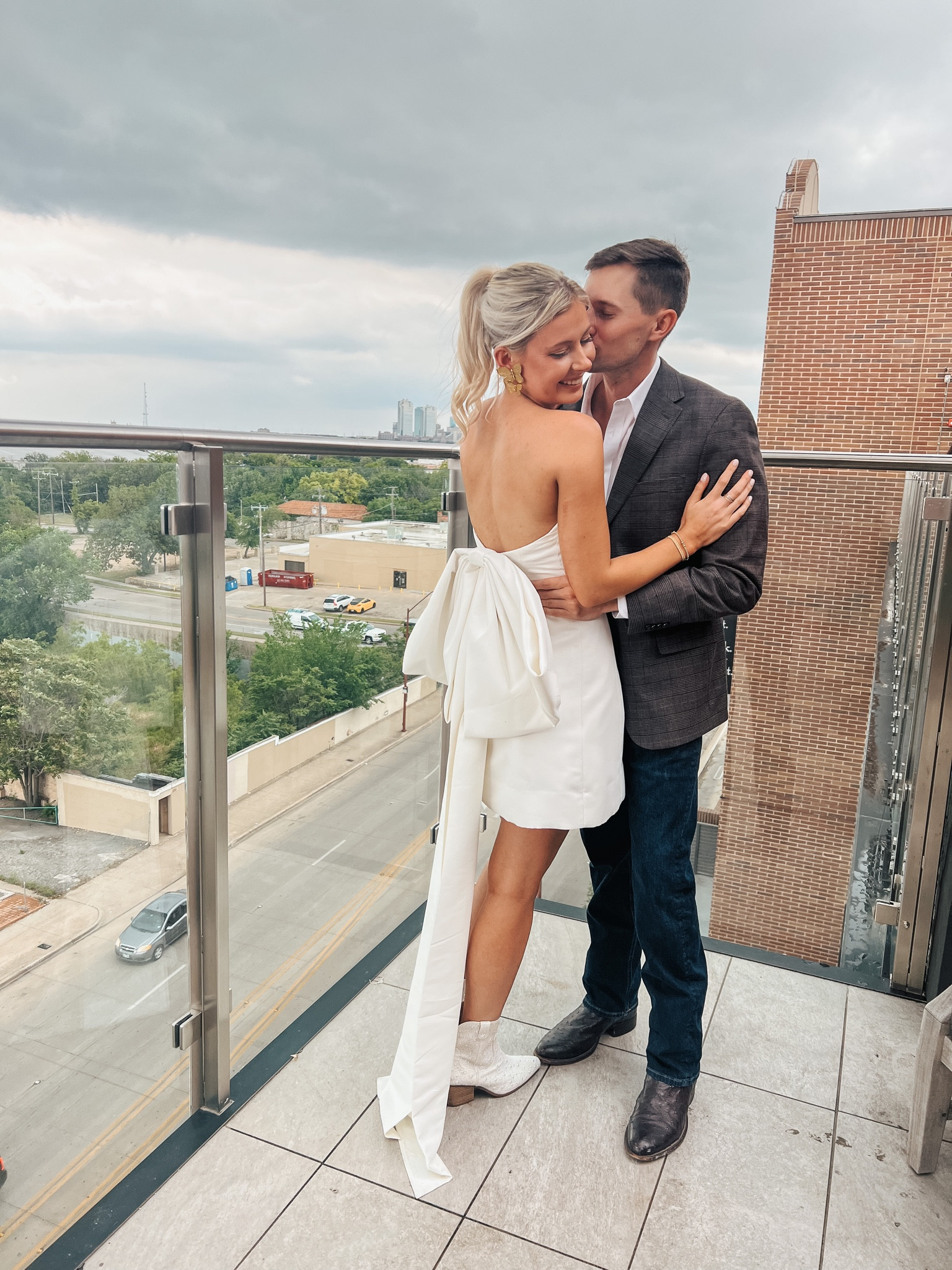 Rehearsal dinner dress. Bridal outfit. Bridal era. Bride dress. Cowboy bridal 