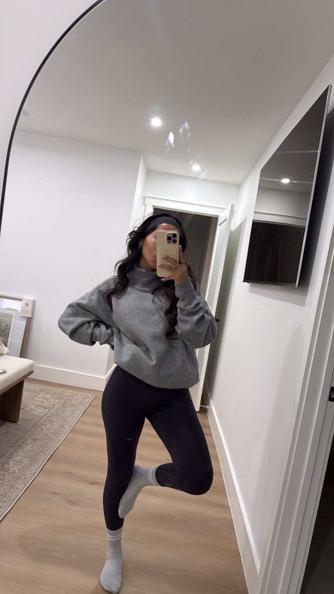 Sweatshirt is currently 40% off 

#LTKSpringSale #LTKgrwm #LTKootd