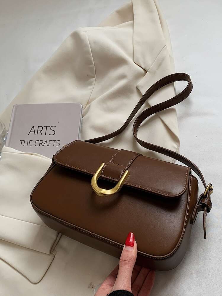 Minimalist Metal Decor Flap Shoulder Bag | SHEIN