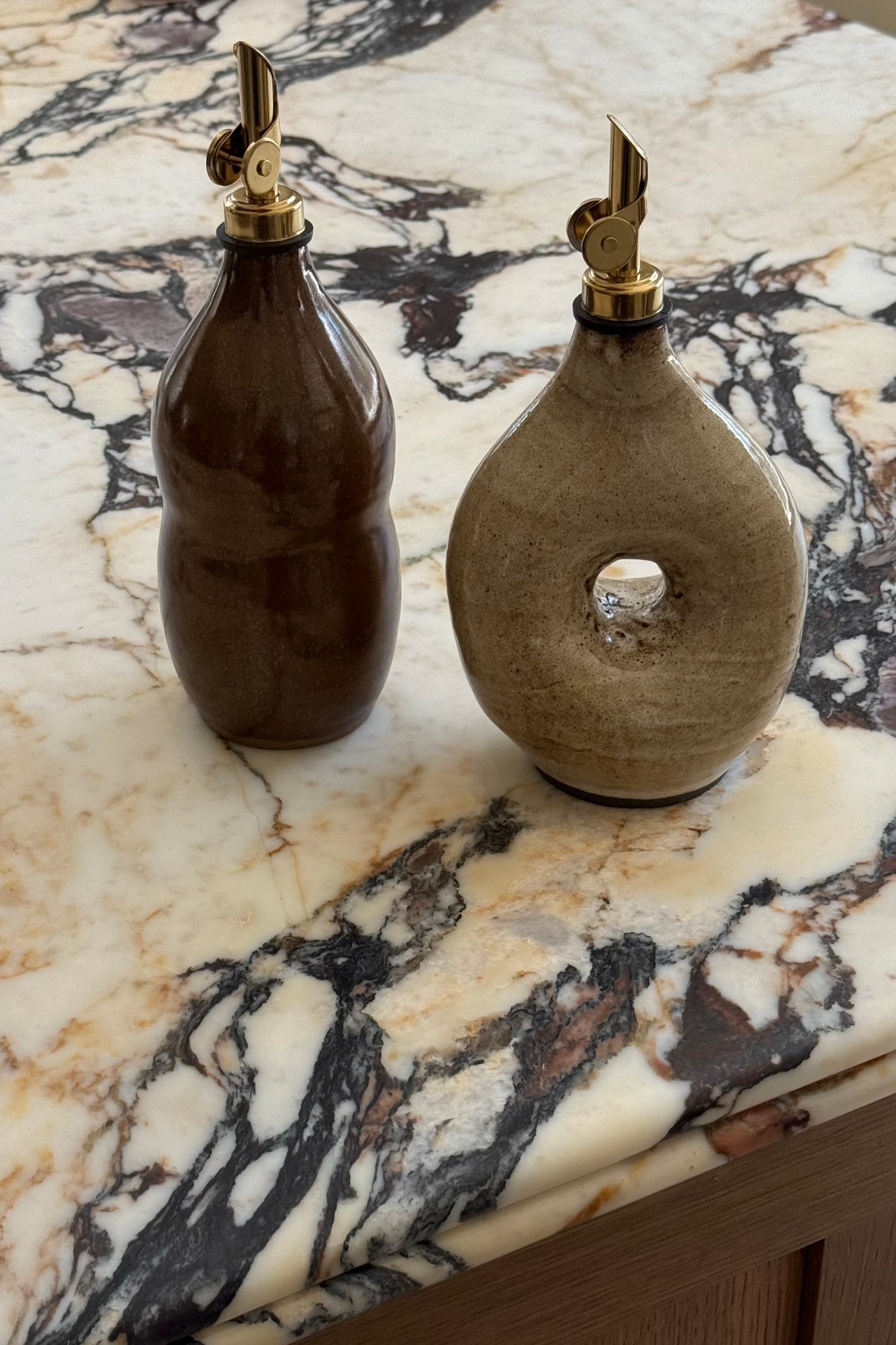 oil cruet/dispensers 