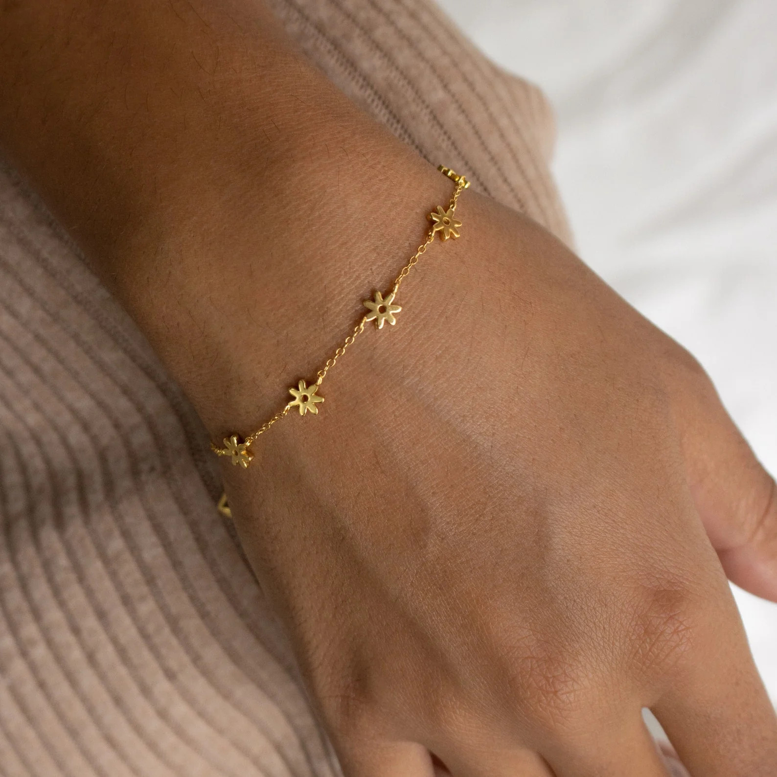 Flower Child Bracelet | Caitlyn Minimalist