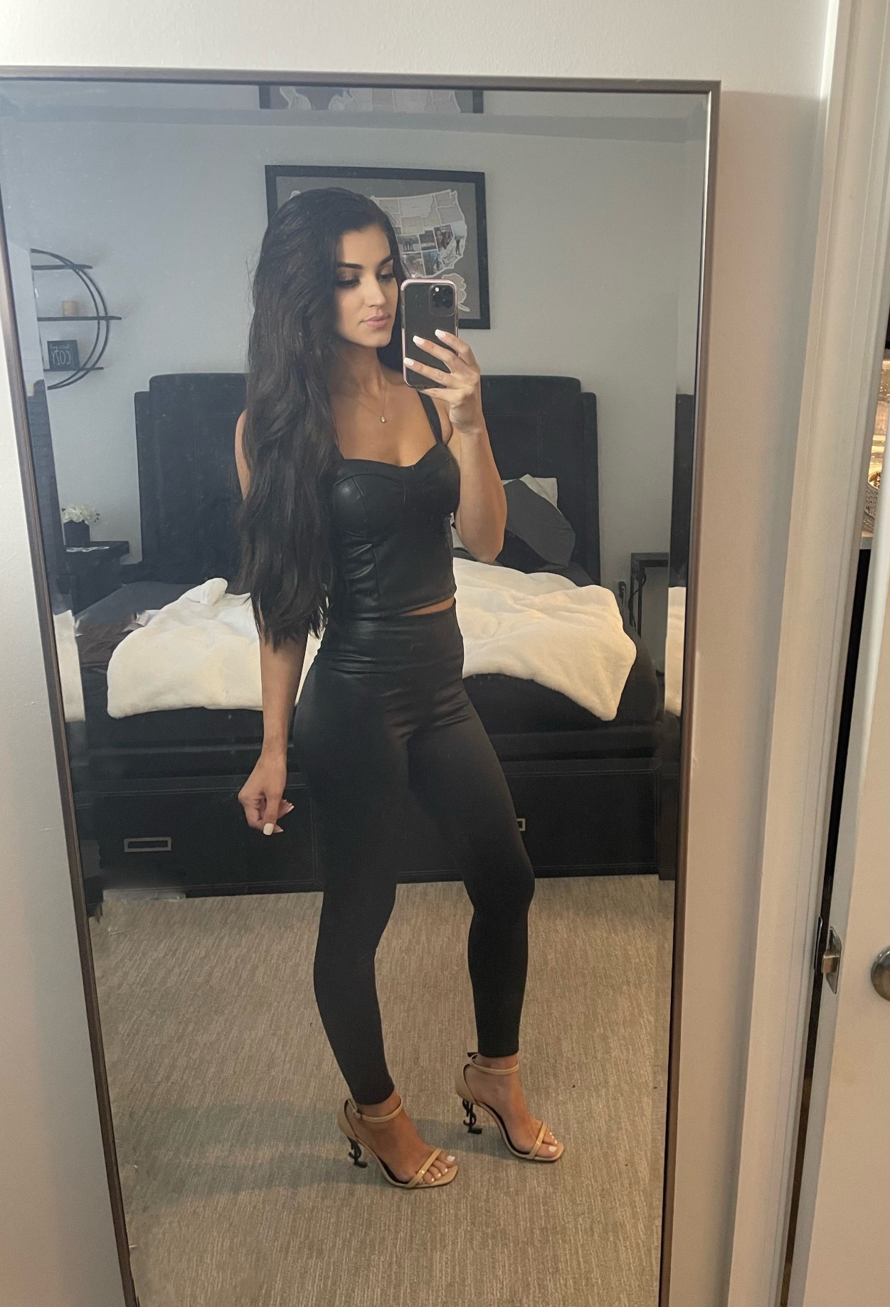 Planning my outfits for this upcoming holiday season 🖤