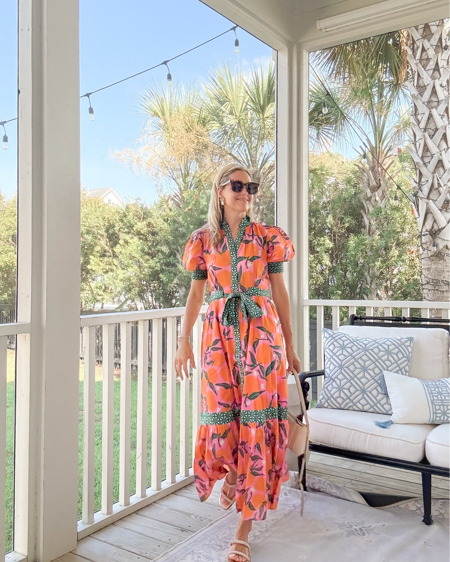 Date night ready 🧡 @sheridanfrench just dropped her new collection, and I’m in love with the Birdie Dress in Clementine. It’s everything I want in a transitional piece 🍊~ light and breezy, perfectly polished, with pockets (!) and the prettiest tailored sleeves.

The print gives summer vibes but transitions beautifully into fall. A one-and-done dress I’ll be reaching for on repeat ~
