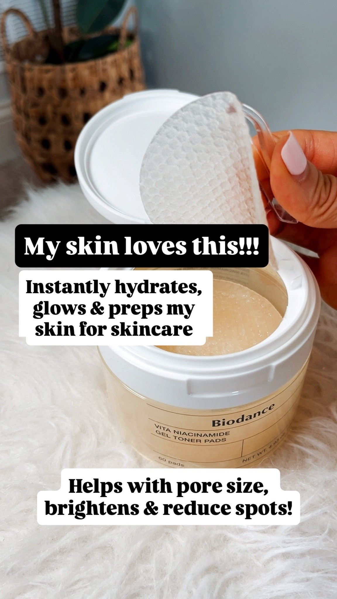 Biodance Vita Niacinamide Gel Toner Pads, Dark Spot Corrector, Evening Skin Tone, Gentle Exfoliating Toner Pads with Vitamin C, Pre-Soaked Pads, Korean Skin Careㅣ60 Pads

#LTKmorningroutine #LTKBeauty #LTKgrwm