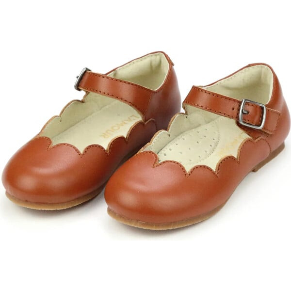 Sonia Scalloped Flat, Cognac | Maisonette