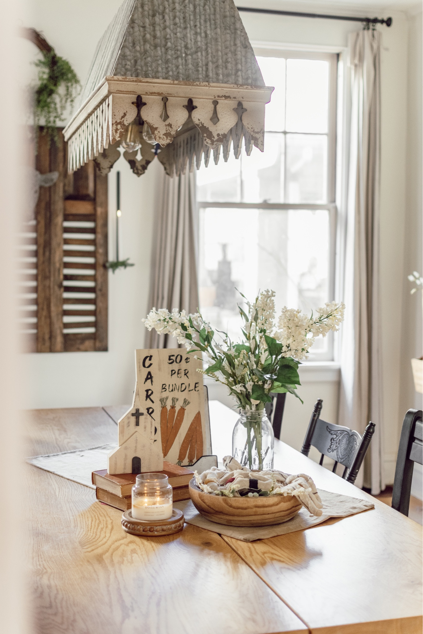 Spring Easter table decor 

#LTKhome #LTKSeasonal #LTKfindsunder50