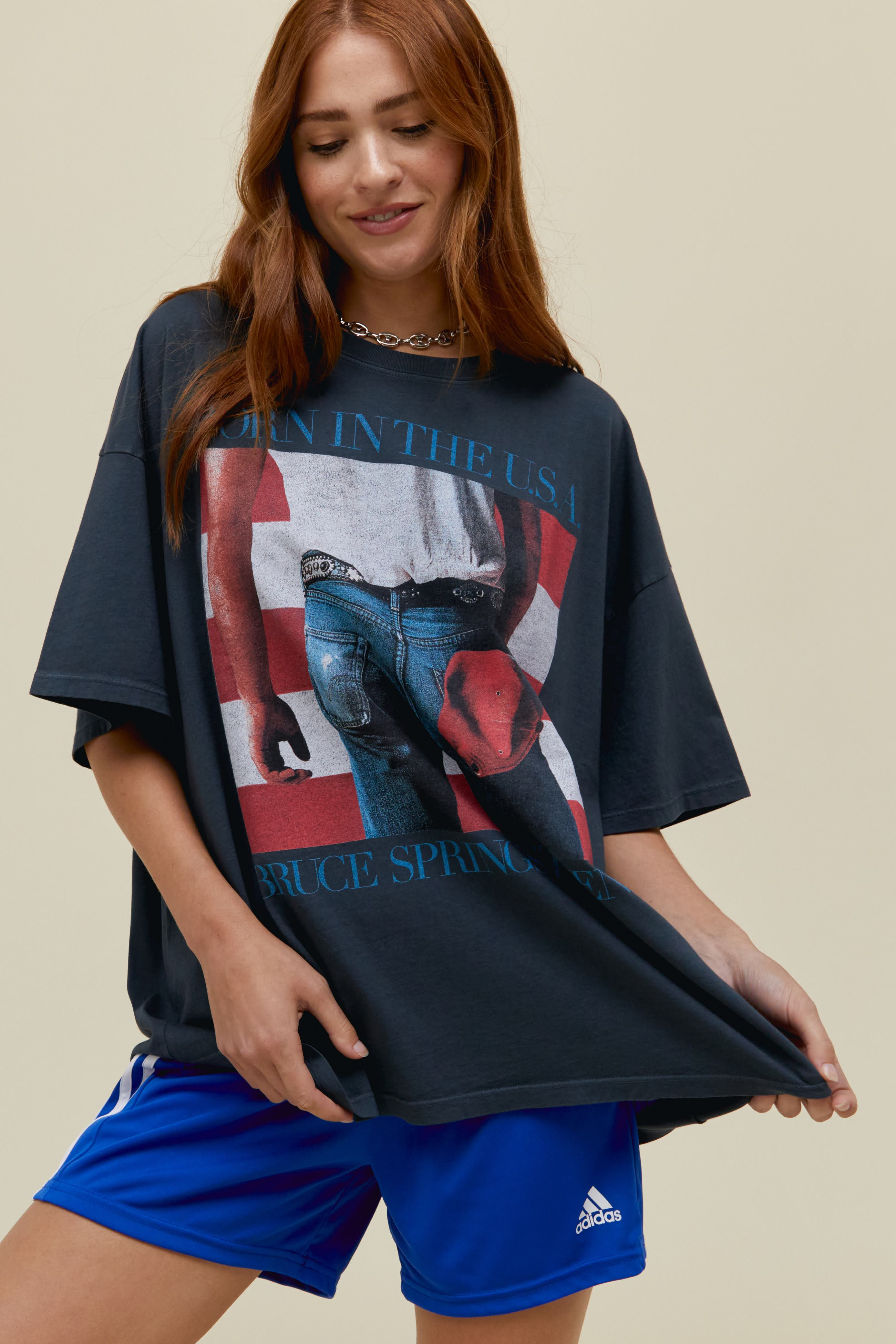 Bruce Springsteen Americana OS Tee in Vintage Black | Daydreamer