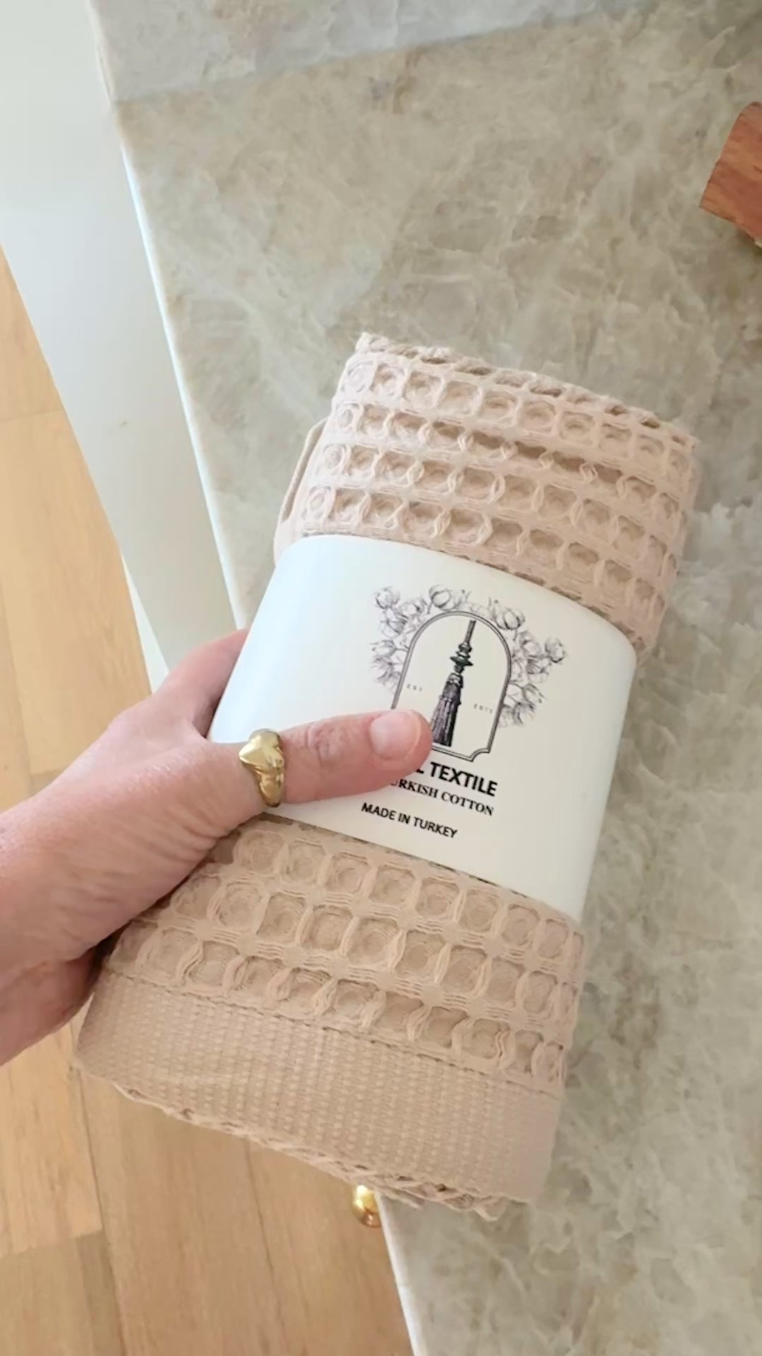 I own these dish towels in multiple colors. They’re my favorite!

#LTKgrwm #LTKHome