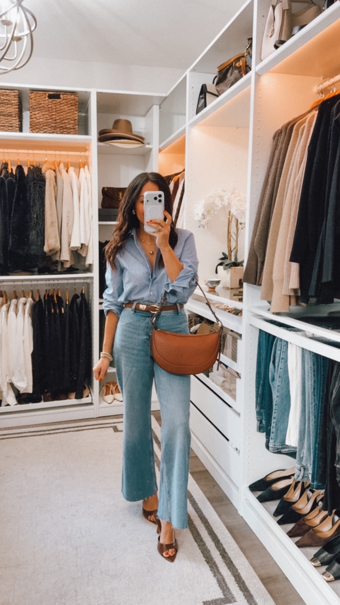 Easy relaxed fit shirt, soft not stiff🙌🏽
Everything is TTS 

For Mango items … use code MNG15 for an extra 15% off for online purchases over $180 until 02/03…

#LTKOver40