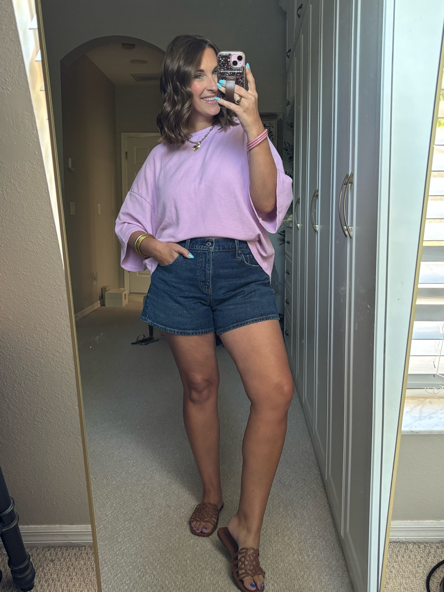Comfy denim shorts are hard to find & these are super easy to wear! 💜🫶🏻 

Tts: medium 
Size 30

#LTKootd #LTKgrwm #LTKMidsize