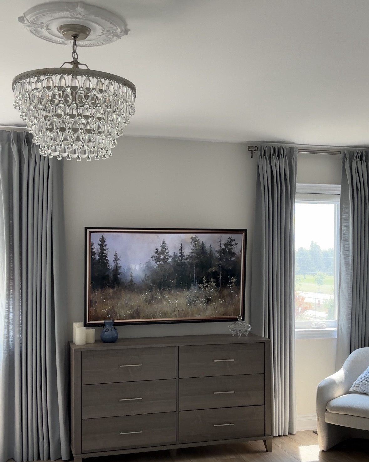 Our vintage romantic bedroom is coming together and I’m so excited to share! My favourite part are the chandelier and the curtains — we wanted to make this room feel like a French inspired vintage hotel🥹

#wayfairfinds 

#LTKcasa #LTKcanada