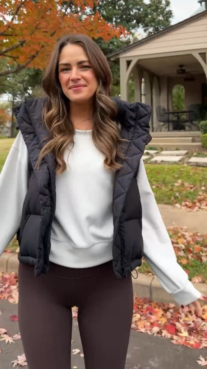 Living in these comfy @lululemon Like New pieces! Use code: ALOPROFILE10 to save 10% 🤍

#lululemonlikenew #lululemoncreator #liketkit #postpartum #4thtrimester #comfyclothes #athleisure #activewear #fallactivewear #fallathleisure #casualstyle #momstyle #momoutfits 





#LTKActive #LTKSeasonal #LTKStyleTip