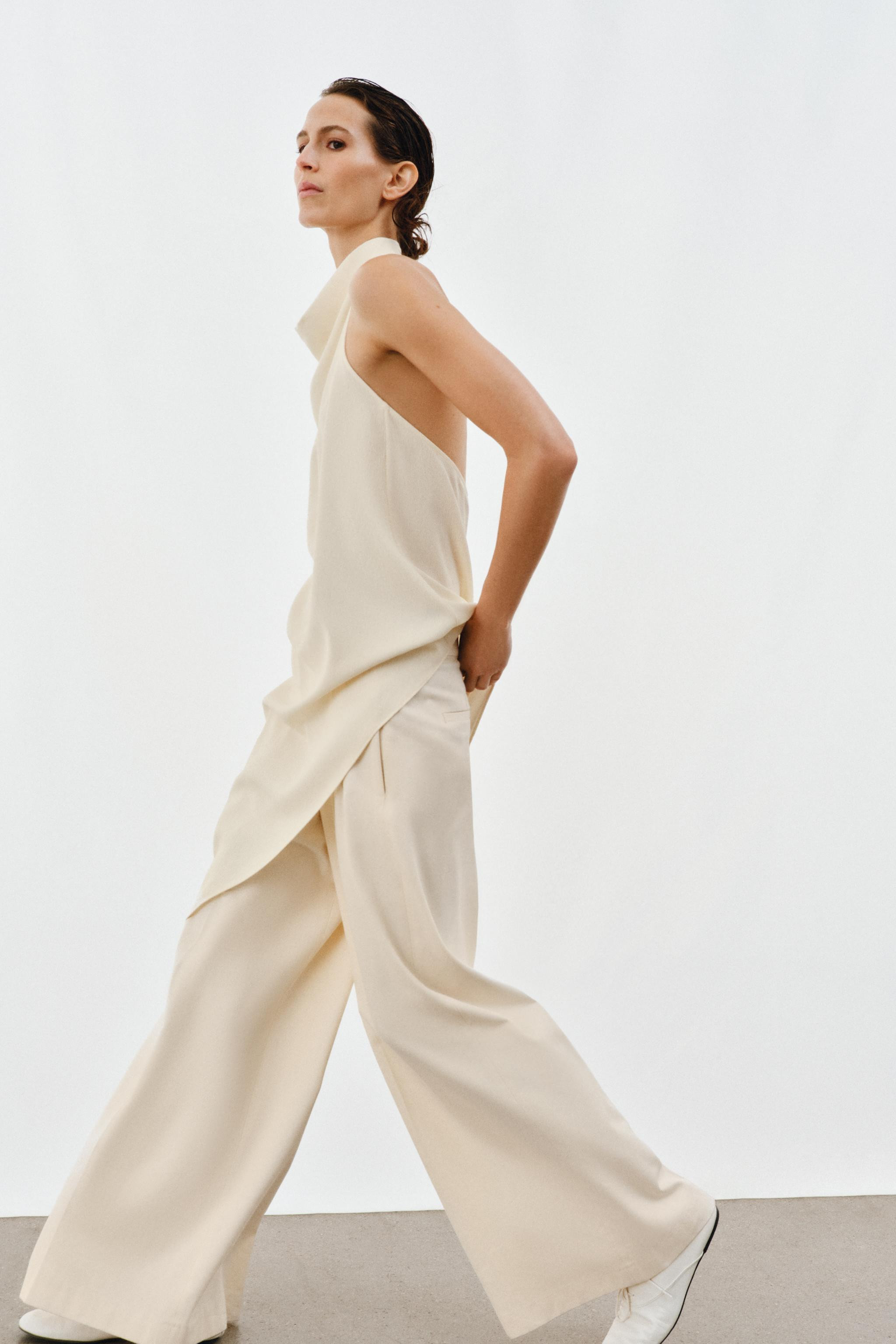 ASYMMETRIC TOP ZW COLLECTION | Zara US