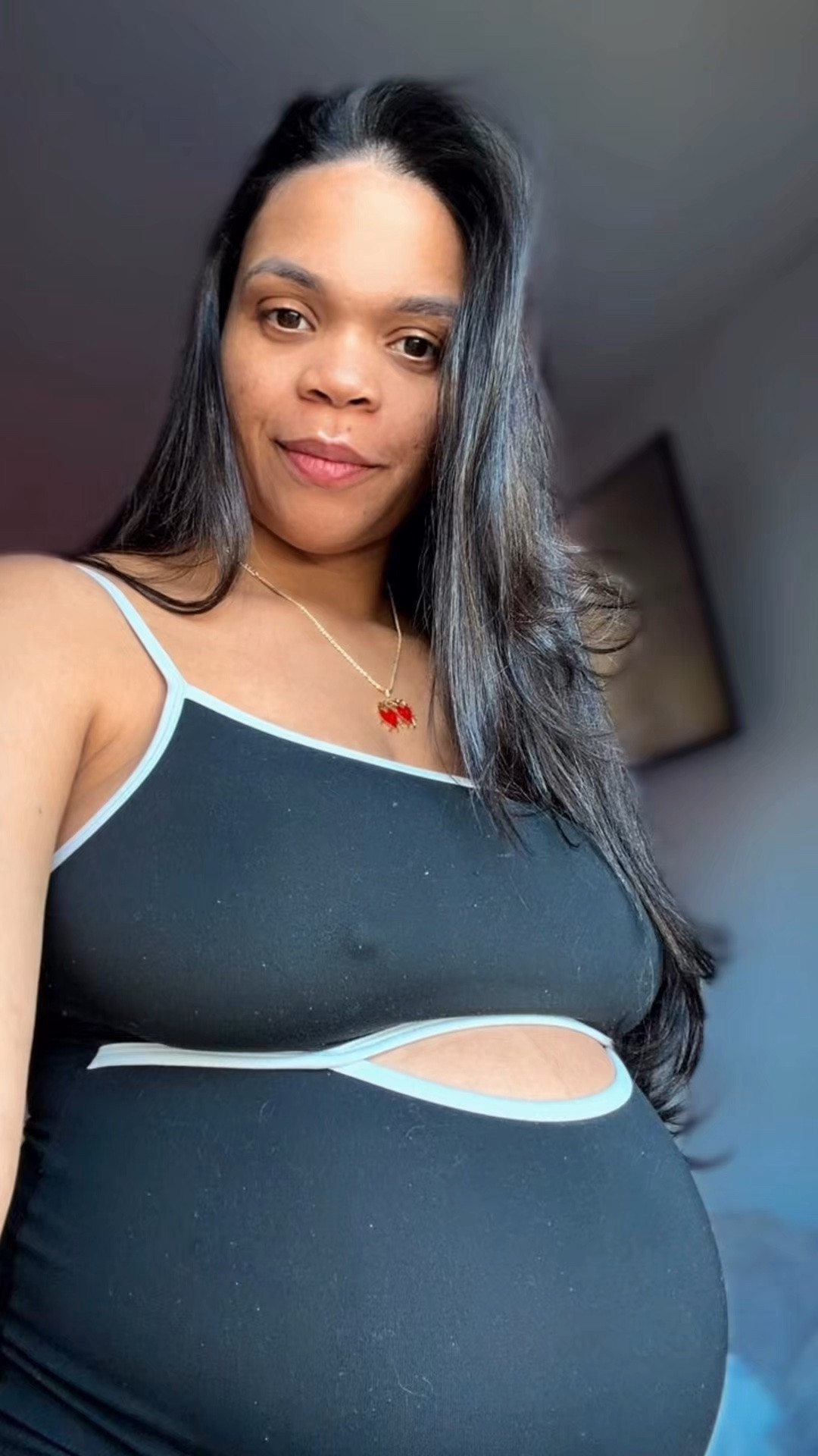 Belly routine. Stretch mark preventions 

I am very prone to stretch marks, and for now is working. This is my second pregnancy. 

#bumproutine

#LTKBaby #LTKBump #LTKmomlife