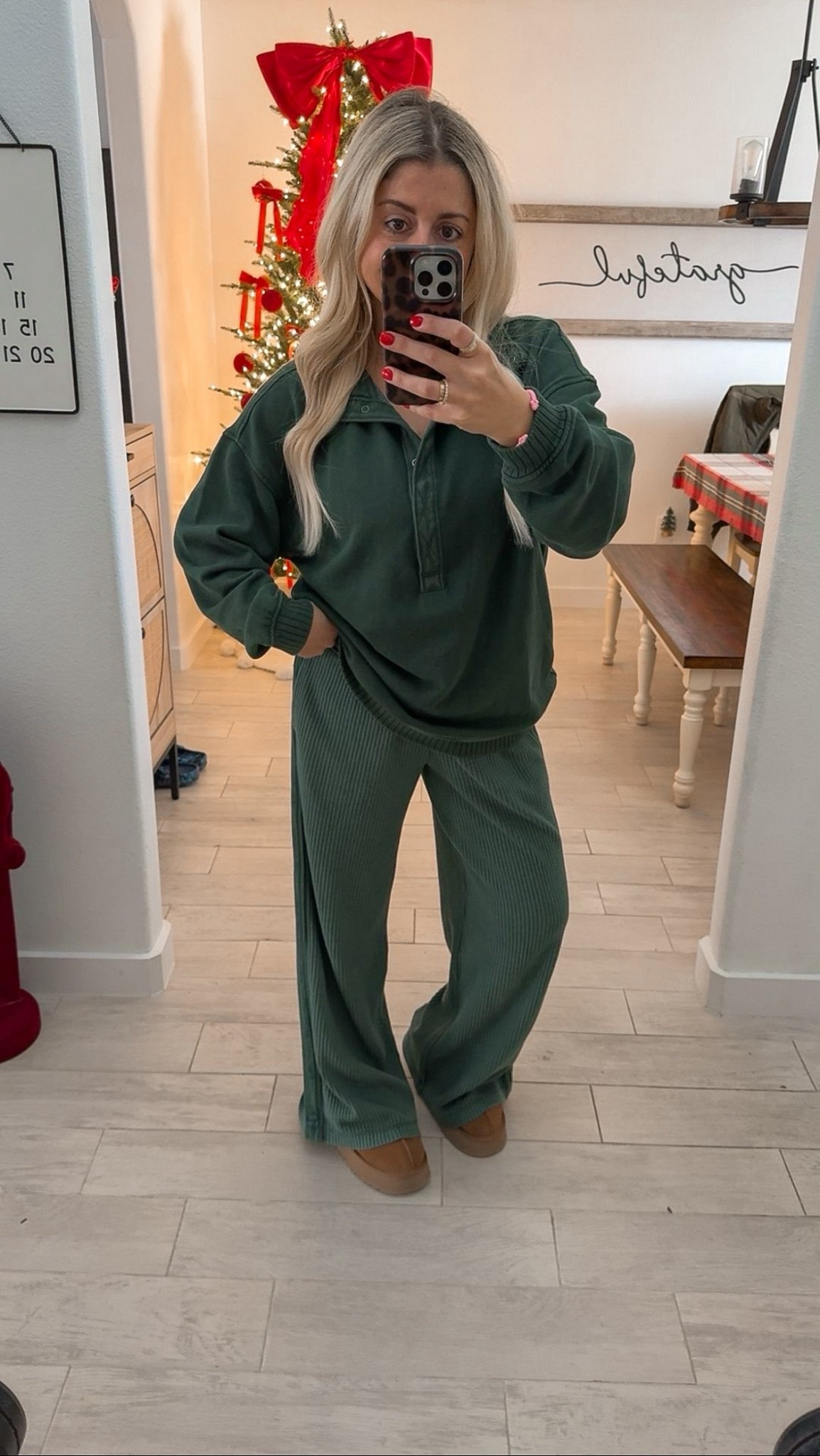 OOTD love this set so much!!
Aerie matching set on sale
Size small
Uggs tts
Gift idea 

#LTKGiftGuide #LTKootd #LTKSaleAlert