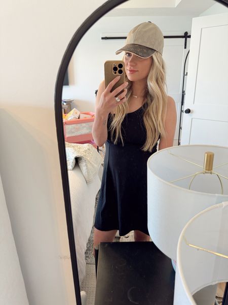 Black one shoulder dress
Athleisure dress 