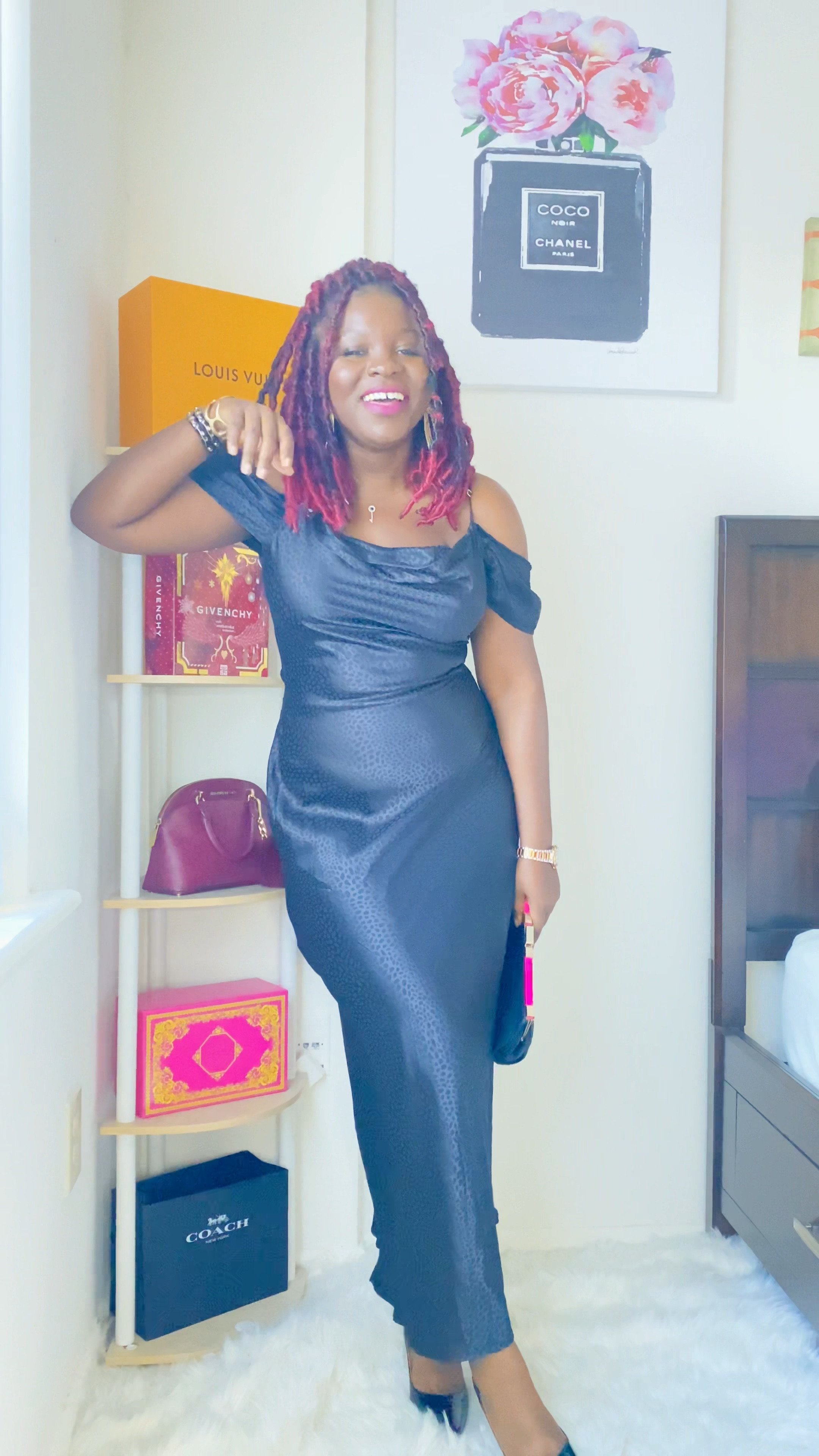 Holiday dress inspo for Christmas or New year’s eve 