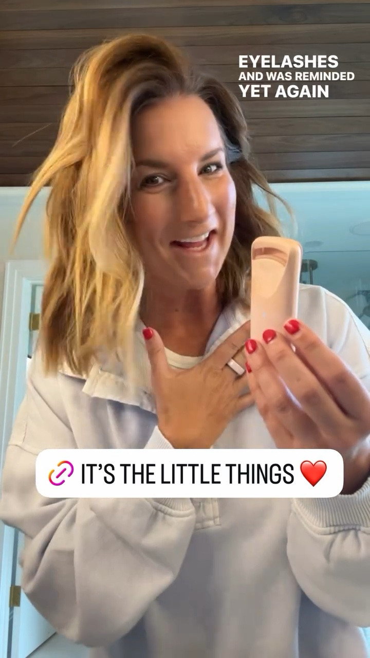 Heated eyelash curler? Yes please 

#LTKmomlife #LTKBeauty