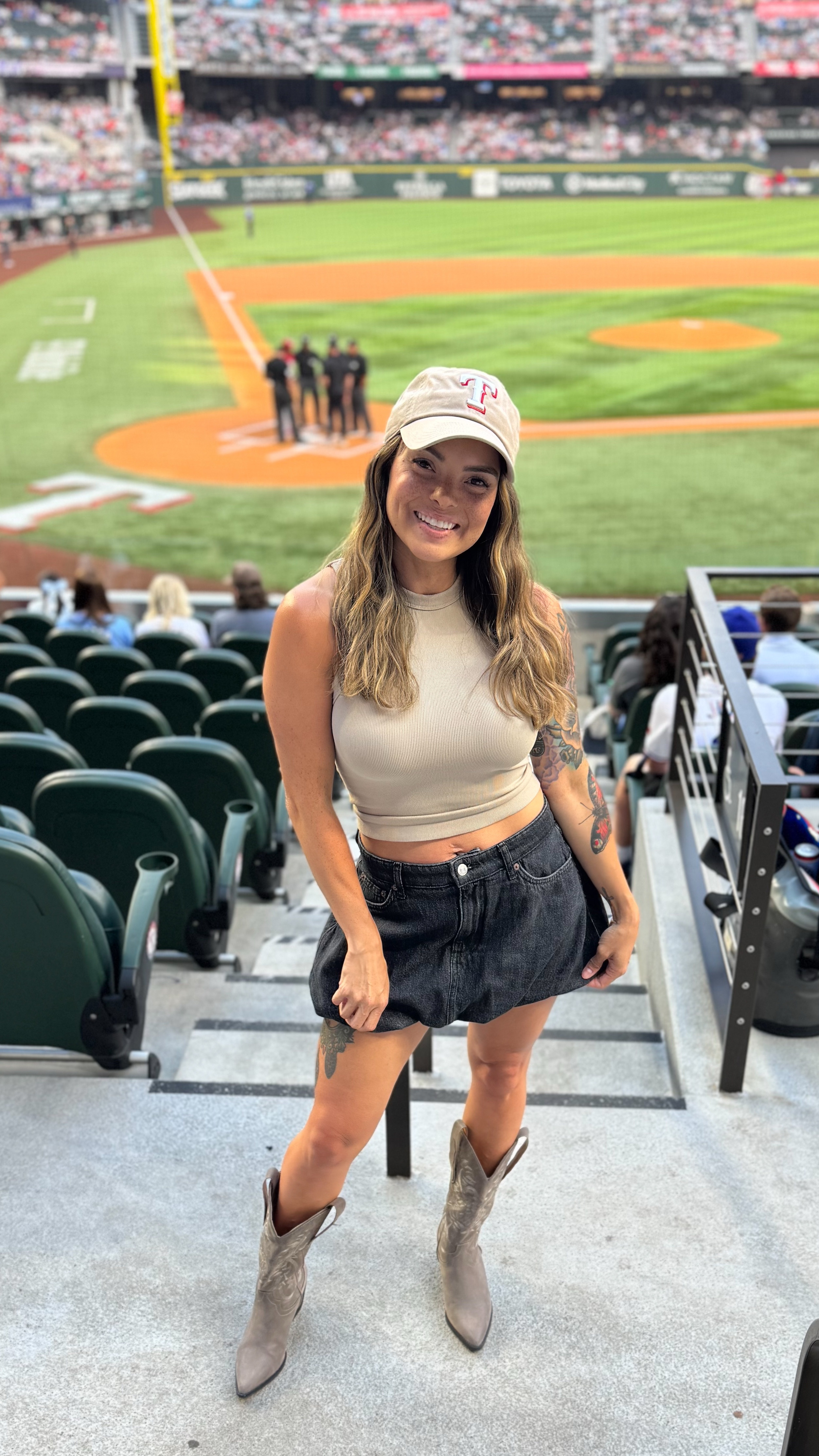 Baseball outfit #baseball #gamedayoutfit #texasrangers

#LTKFindsUnder50 #LTKStyleTip #LTKPetite